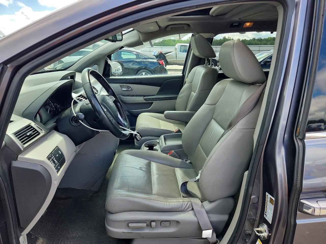 2015 Honda Odyssey Touring Gray vin: 5FNRL5H91FB078814