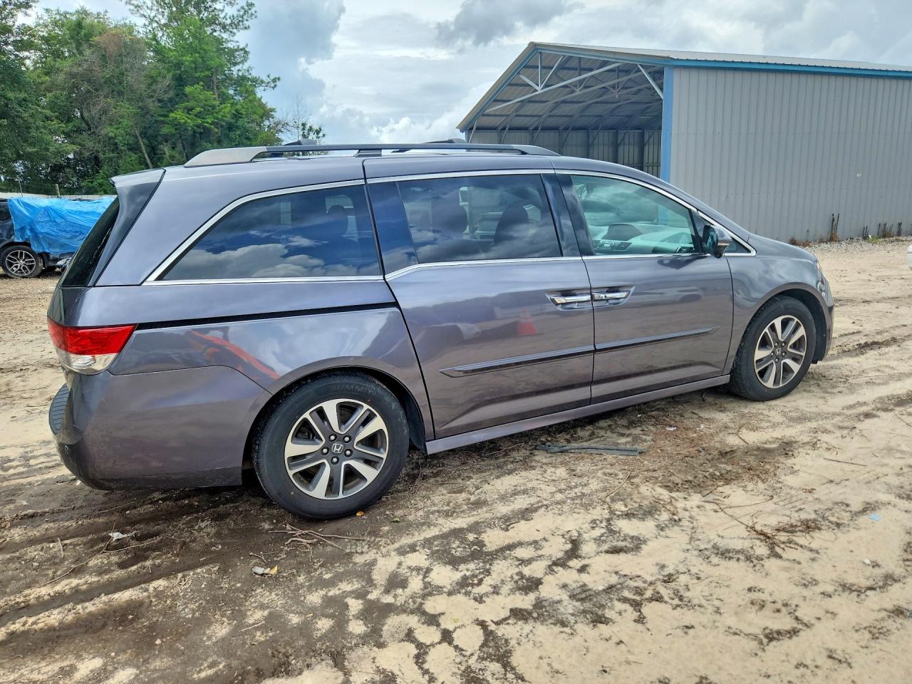 2015 Honda Odyssey Touring Gray vin: 5FNRL5H91FB085410