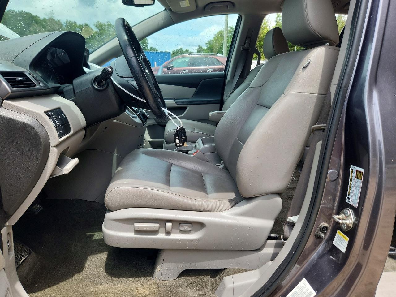 2015 Honda Odyssey Touring Gray vin: 5FNRL5H91FB085410