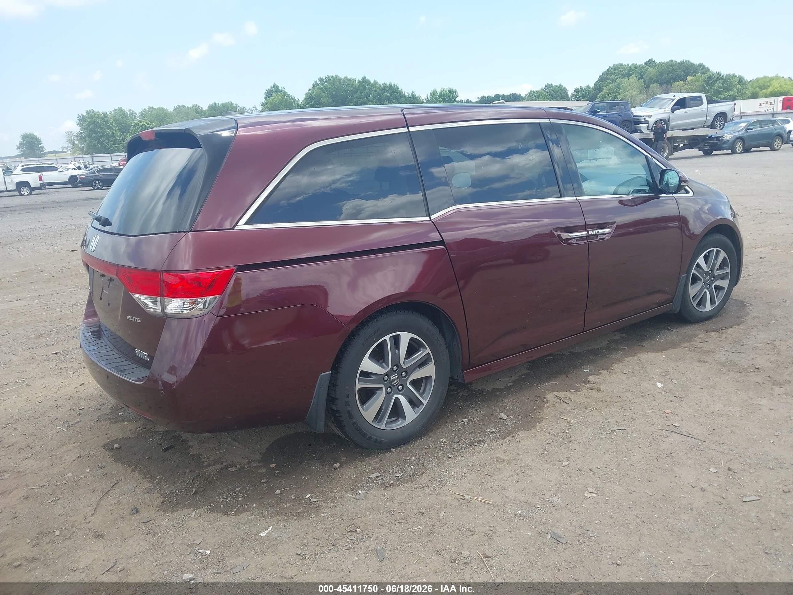 2015 Honda Odyssey Touring/touring Elite Бордовый vin: 5FNRL5H91FB108751