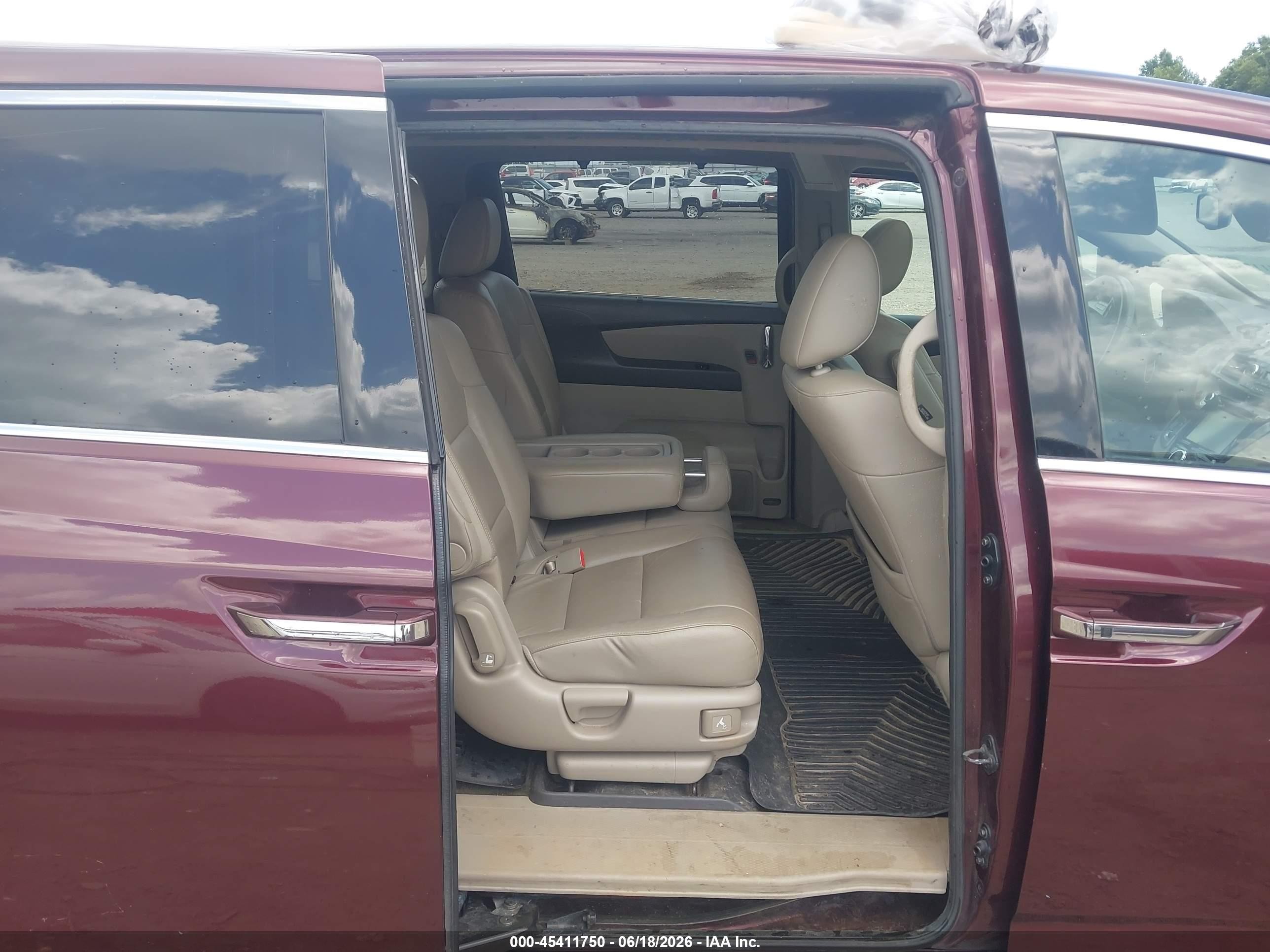 2015 Honda Odyssey Touring/touring Elite Бордовый vin: 5FNRL5H91FB108751