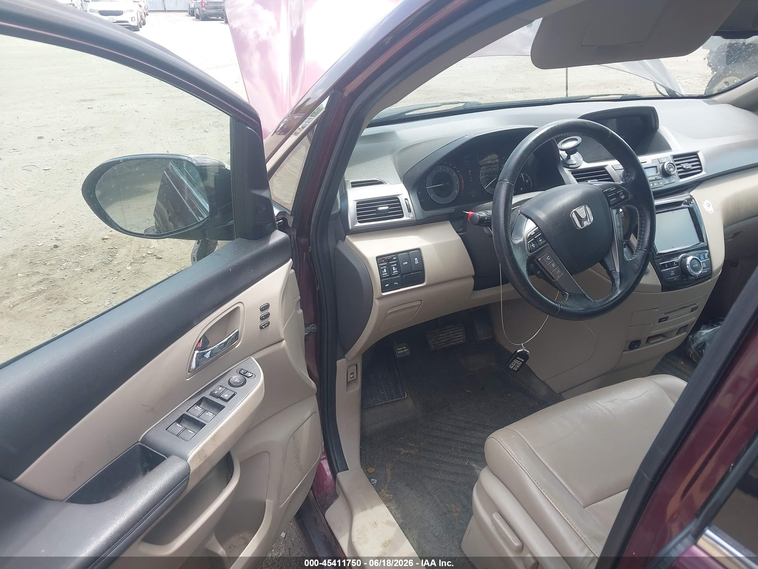 2015 Honda Odyssey Touring/touring Elite Бордовый vin: 5FNRL5H91FB108751