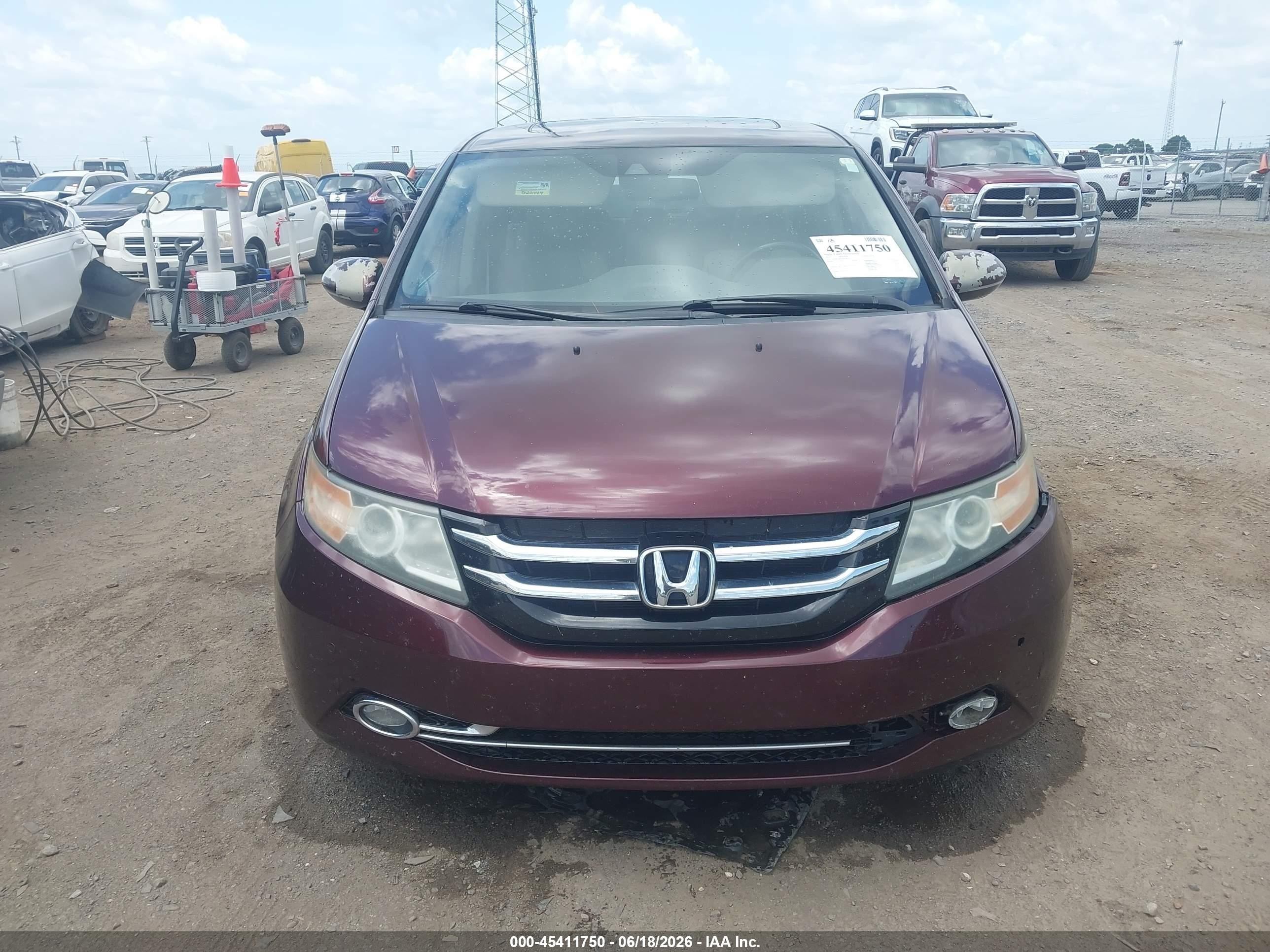 2015 Honda Odyssey Touring/touring Elite Бордовый vin: 5FNRL5H91FB108751