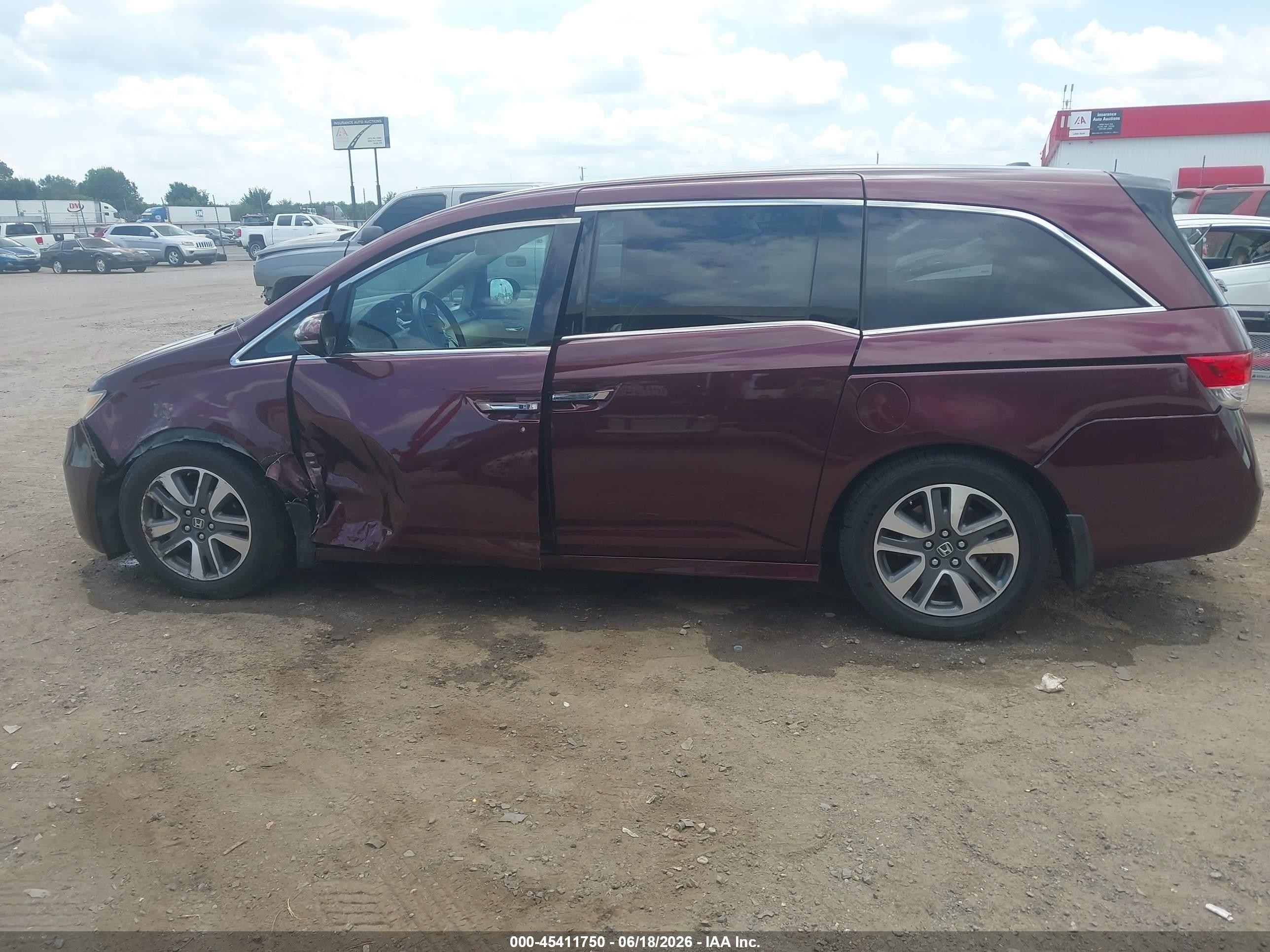 2015 Honda Odyssey Touring/touring Elite Бордовый vin: 5FNRL5H91FB108751