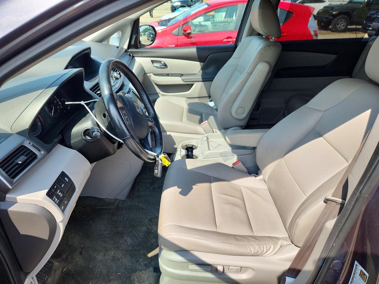 2015 Honda Odyssey Touring Серый vin: 5FNRL5H91FB117031