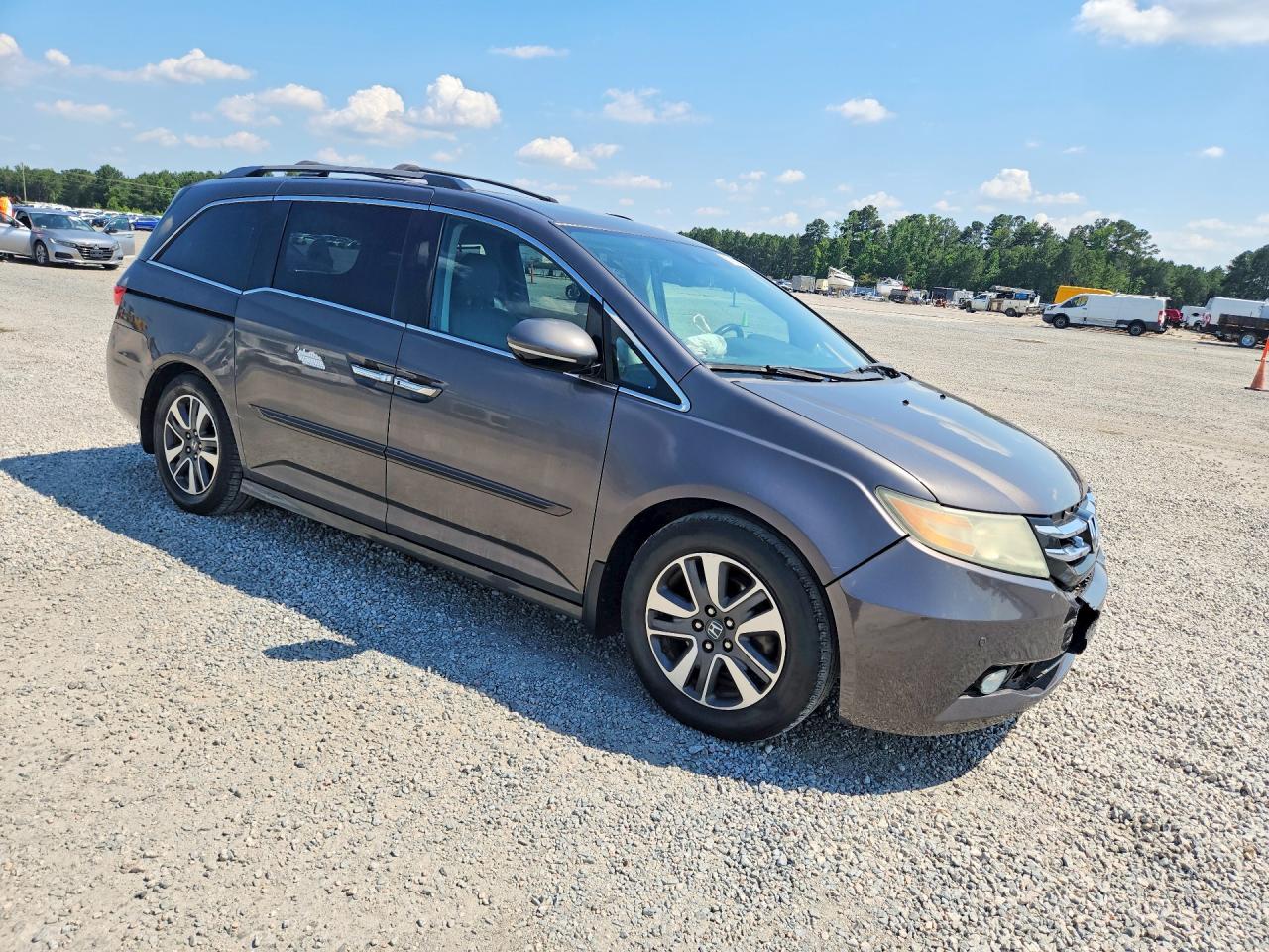 2016 Honda Odyssey Touring Charcoal vin: 5FNRL5H91GB026150