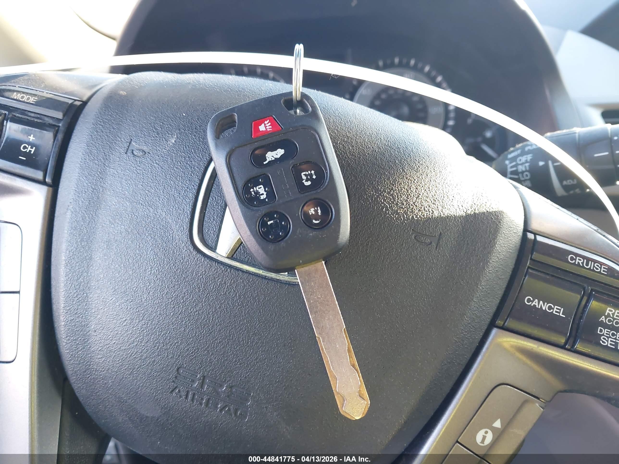 2011 Honda Odyssey Touring/touring Elite Белый vin: 5FNRL5H92BB023542