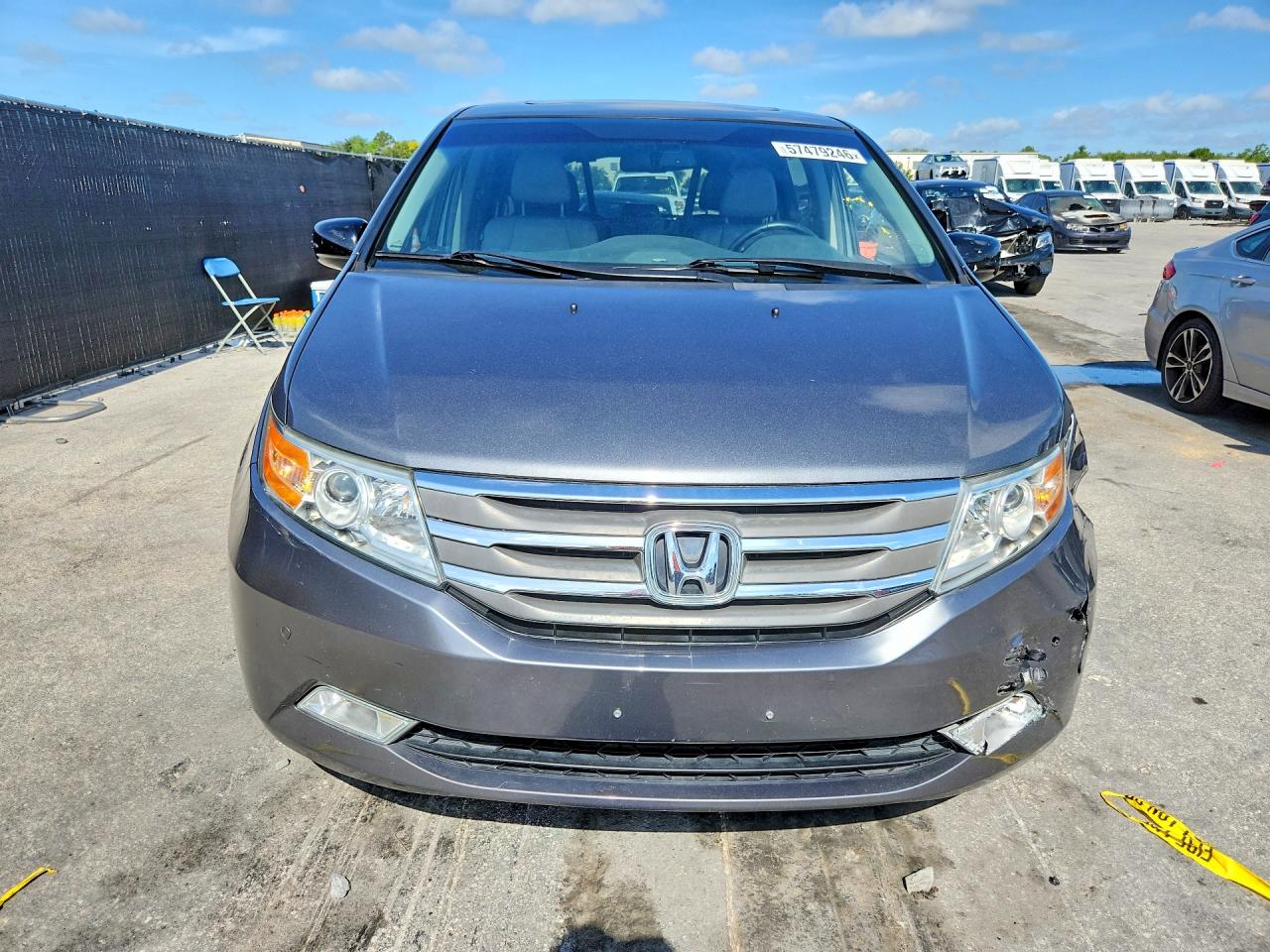 2011 Honda Odyssey Touring Gray vin: 5FNRL5H92BB062227