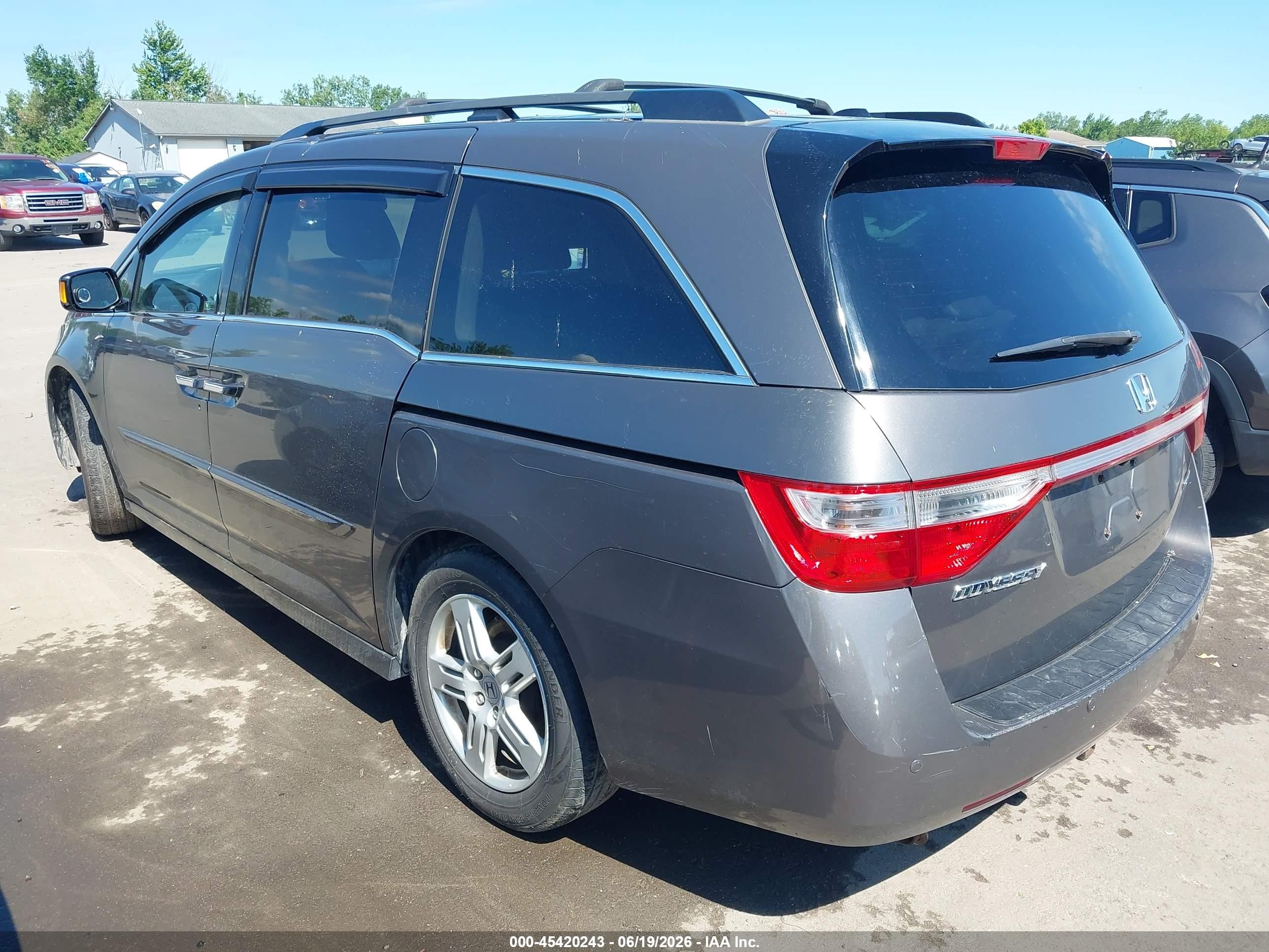 2012 Honda Odyssey Touring/touring Elite Brown vin: 5FNRL5H92CB034607