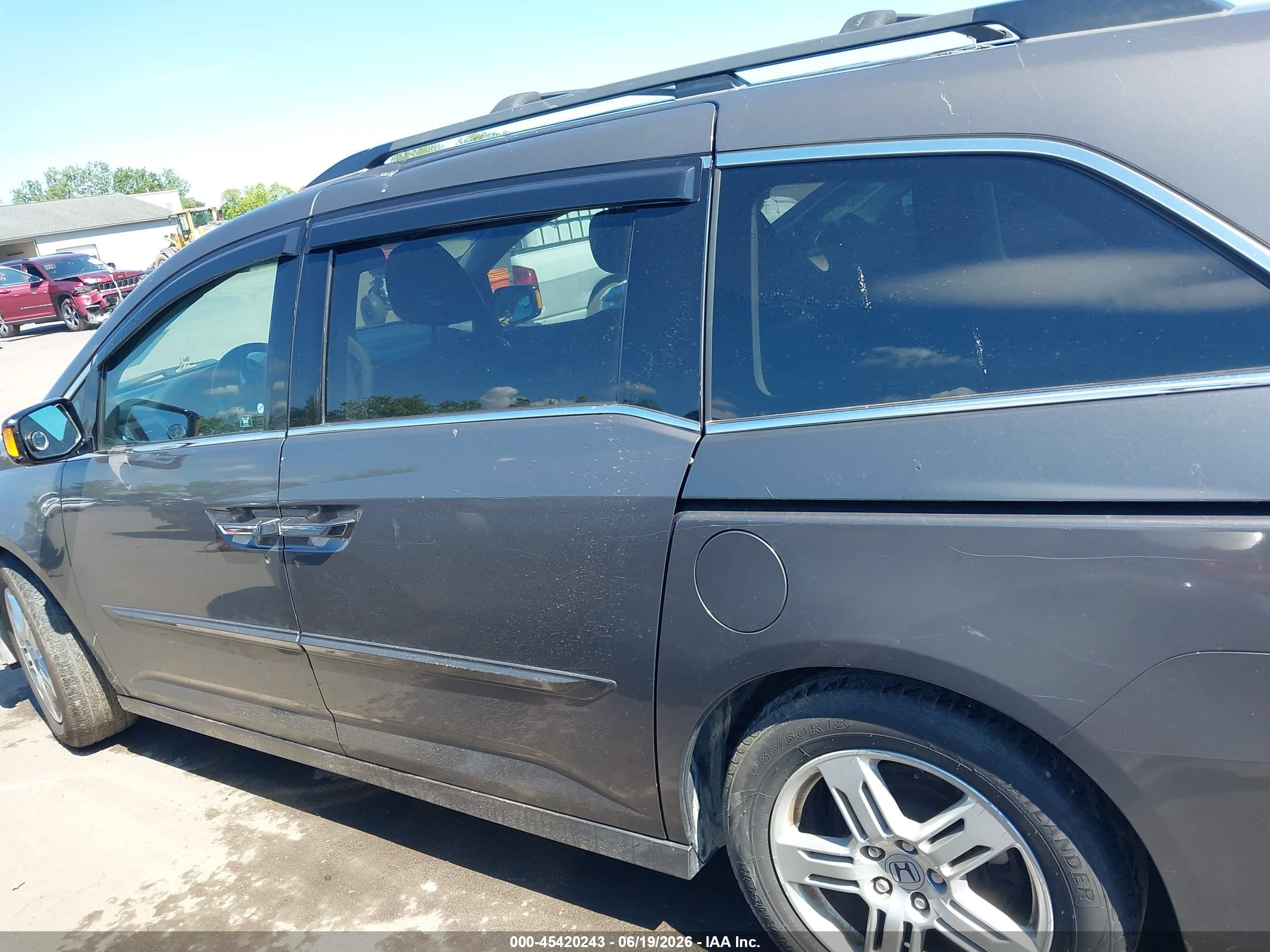2012 Honda Odyssey Touring/touring Elite Brown vin: 5FNRL5H92CB034607