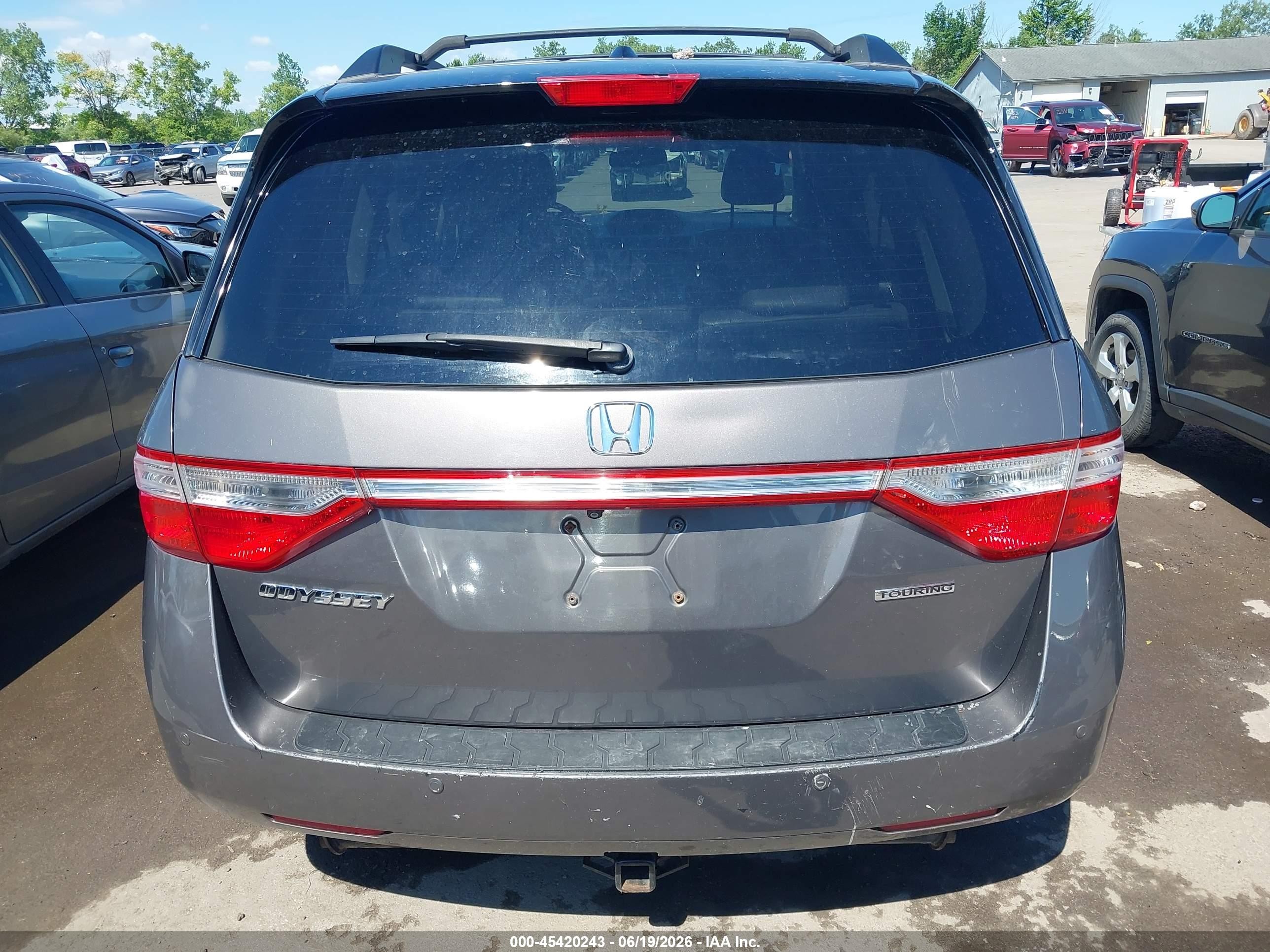 2012 Honda Odyssey Touring/touring Elite Brown vin: 5FNRL5H92CB034607