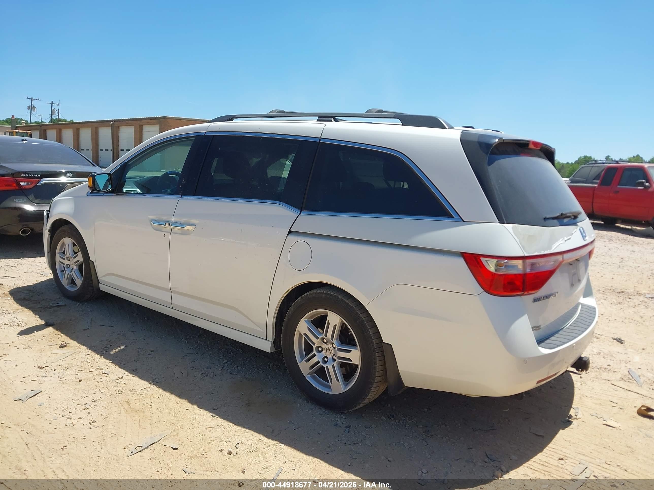 2012 Honda Odyssey Touring/touring Elite Белый vin: 5FNRL5H92CB057434