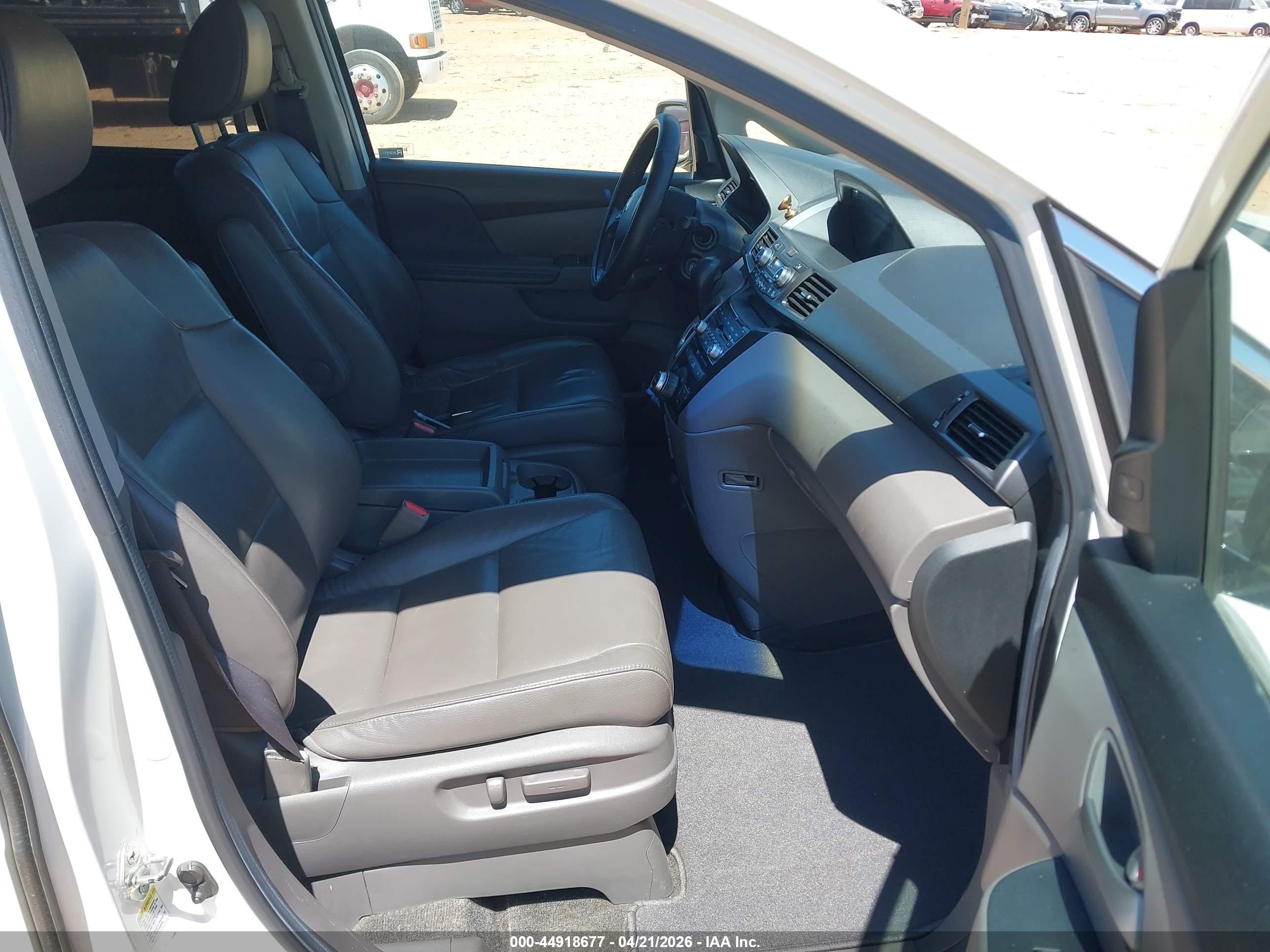 2012 Honda Odyssey Touring/touring Elite Белый vin: 5FNRL5H92CB057434