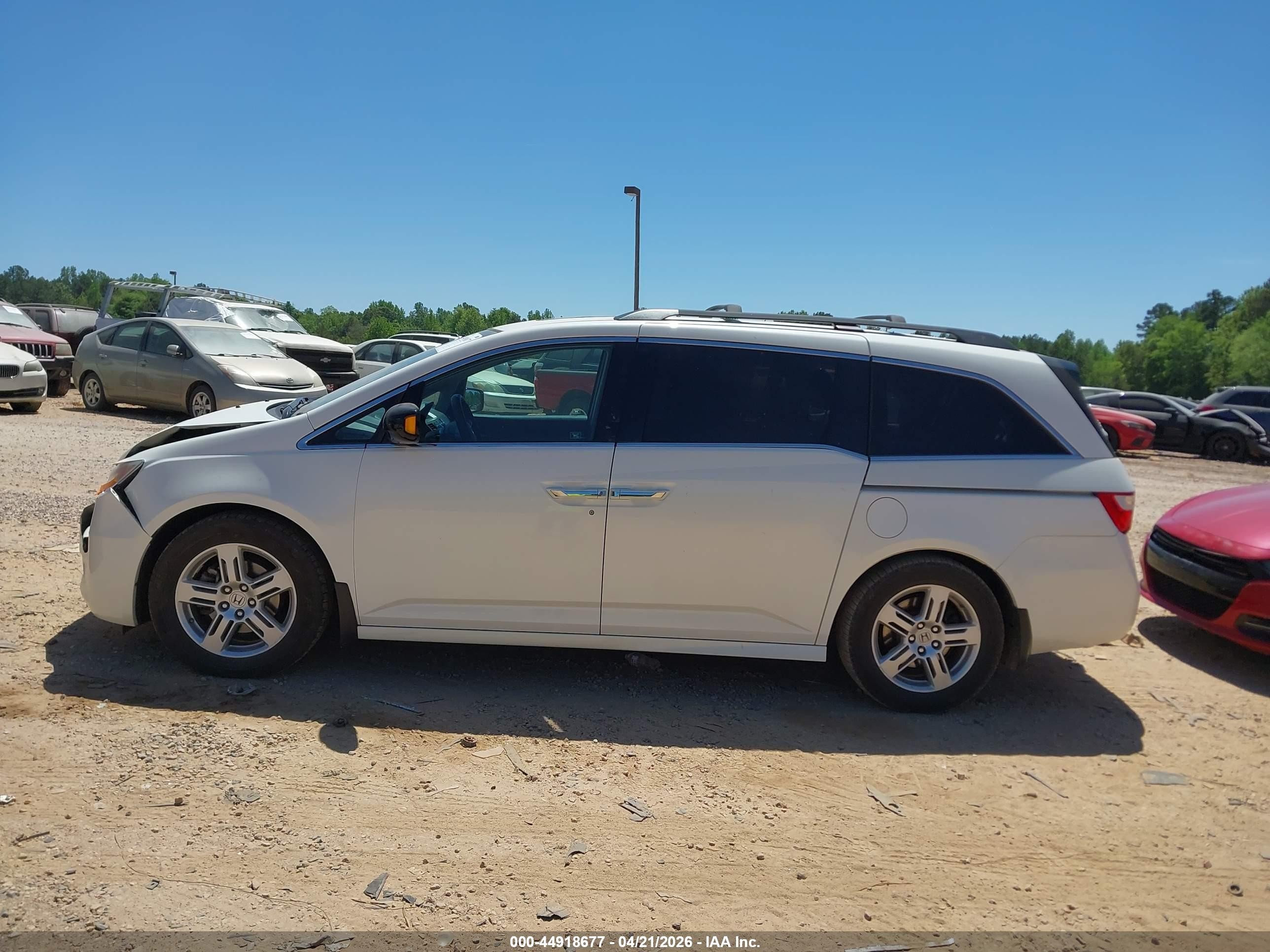 2012 Honda Odyssey Touring/touring Elite Белый vin: 5FNRL5H92CB057434