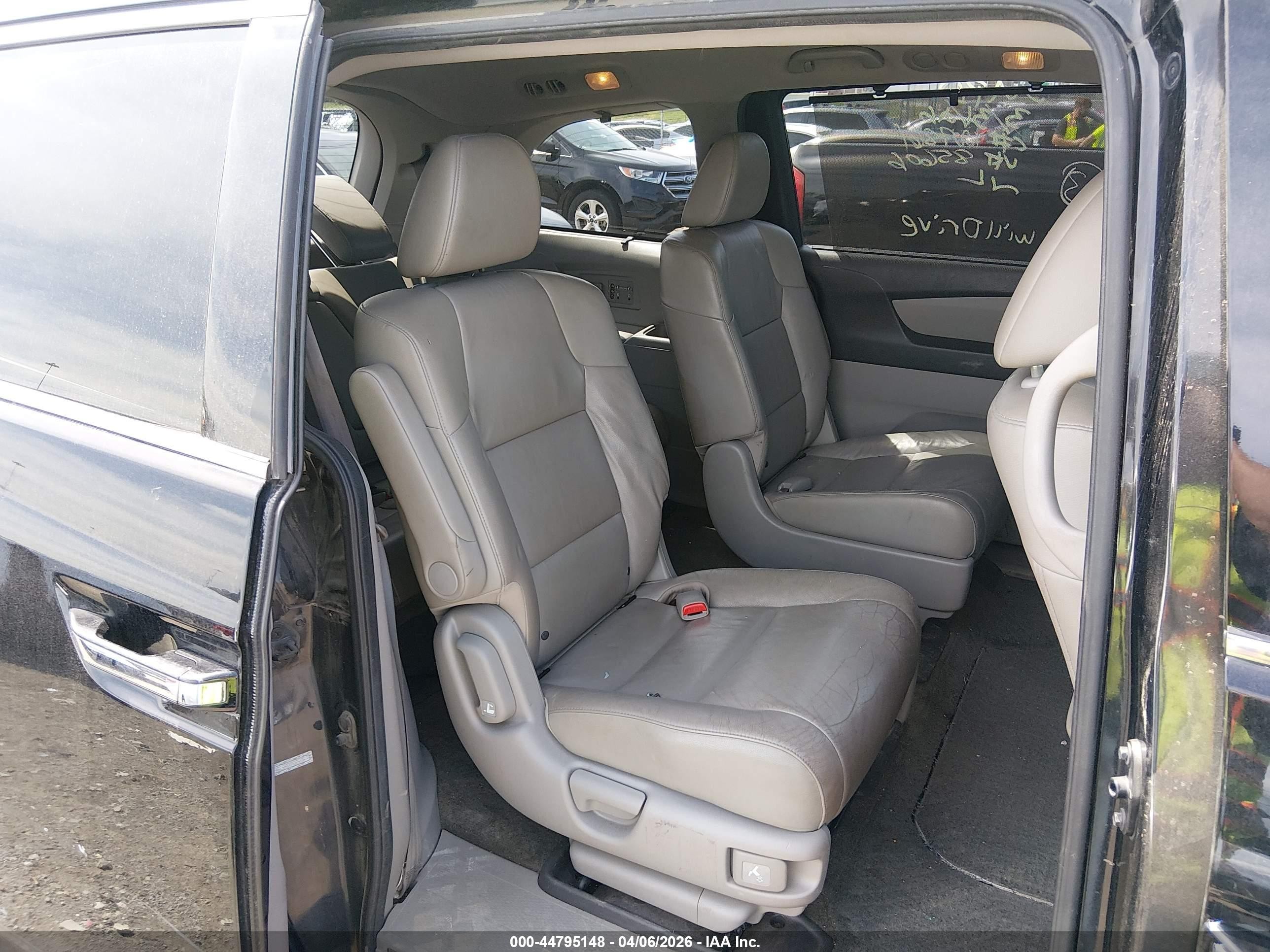 2012 Honda Odyssey Touring/touring Elite Black vin: 5FNRL5H92CB085606