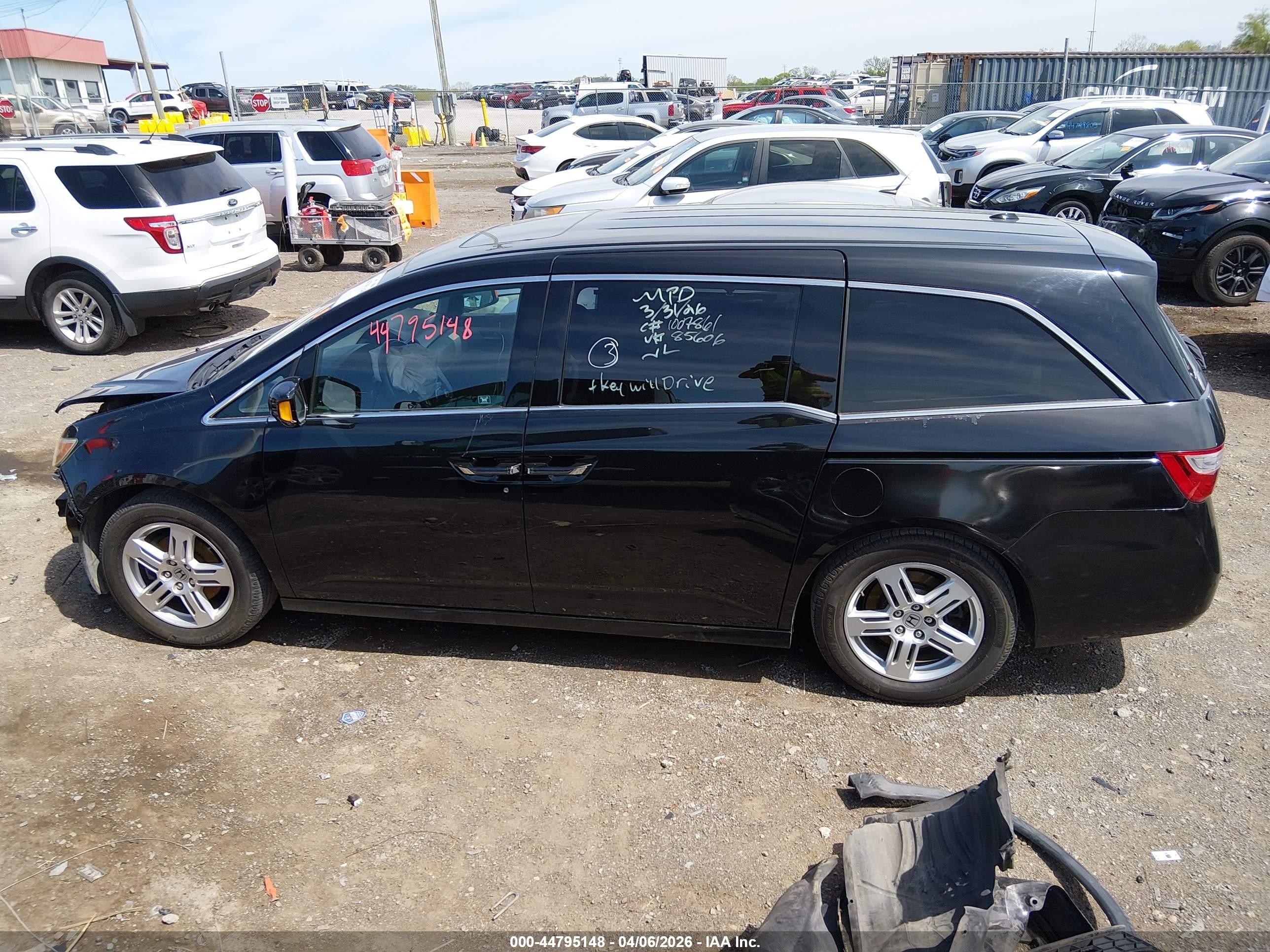 2012 Honda Odyssey Touring/touring Elite Black vin: 5FNRL5H92CB085606