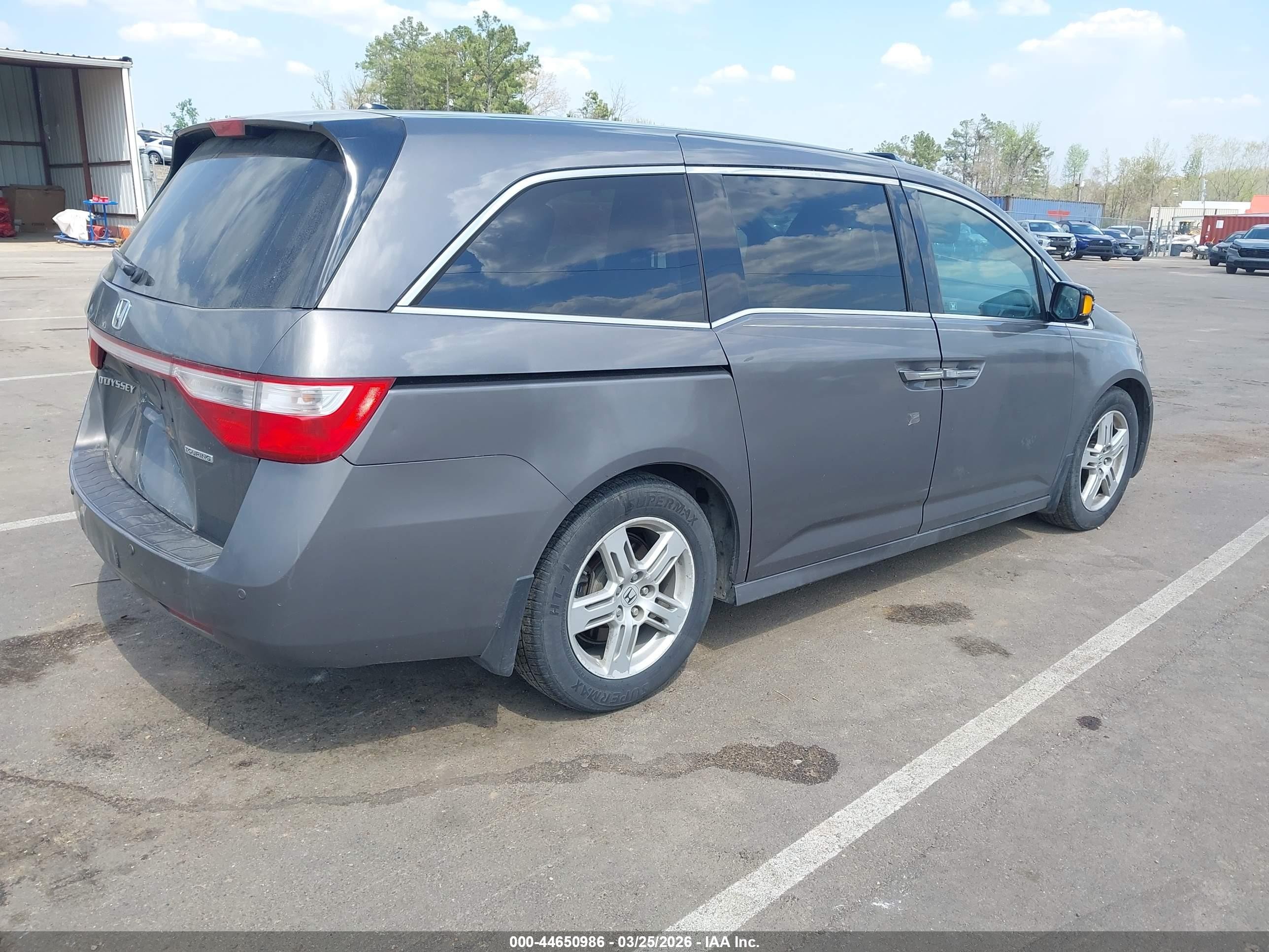 2012 Honda Odyssey Touring/touring Elite Gray vin: 5FNRL5H92CB116854