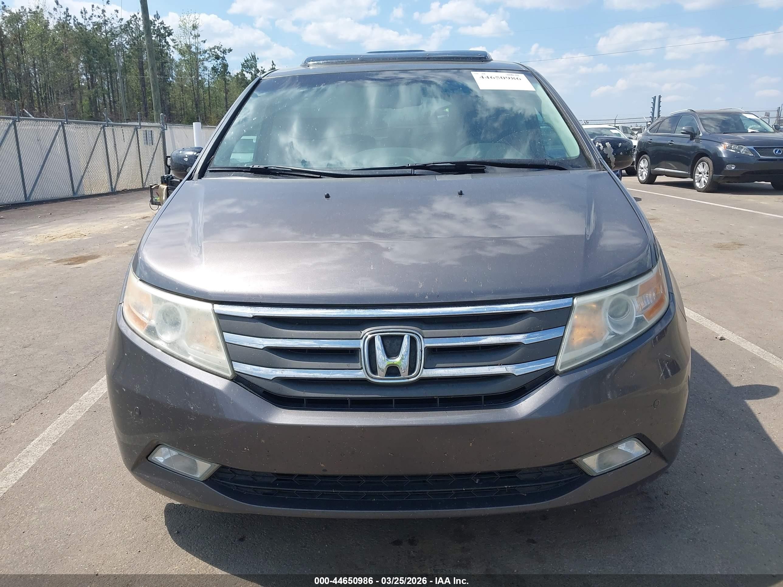2012 Honda Odyssey Touring/touring Elite Gray vin: 5FNRL5H92CB116854