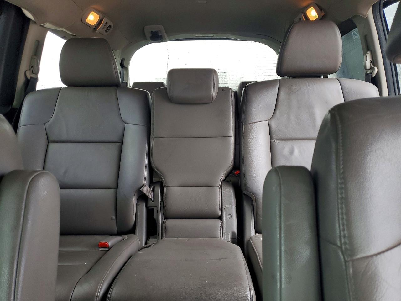 2012 Honda Odyssey Touring Gray vin: 5FNRL5H92CB126140