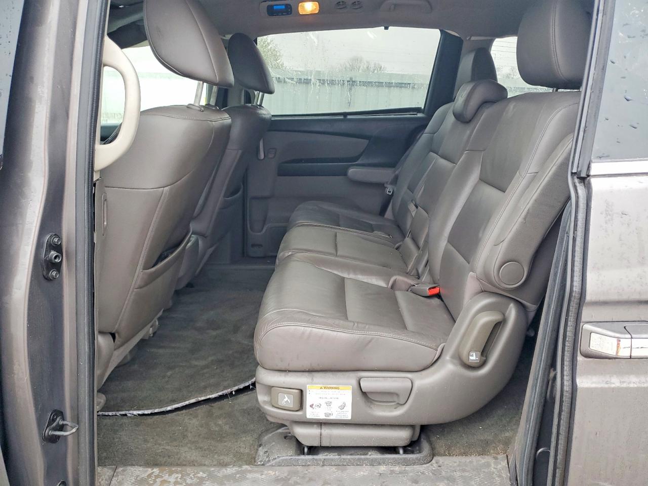 2012 Honda Odyssey Touring Gray vin: 5FNRL5H92CB126140