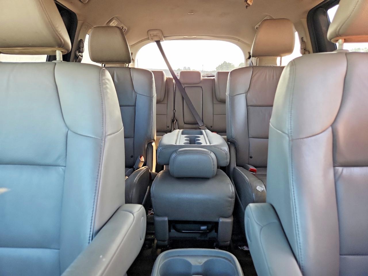 2012 Honda Odyssey Touring Gray vin: 5FNRL5H92CB145951
