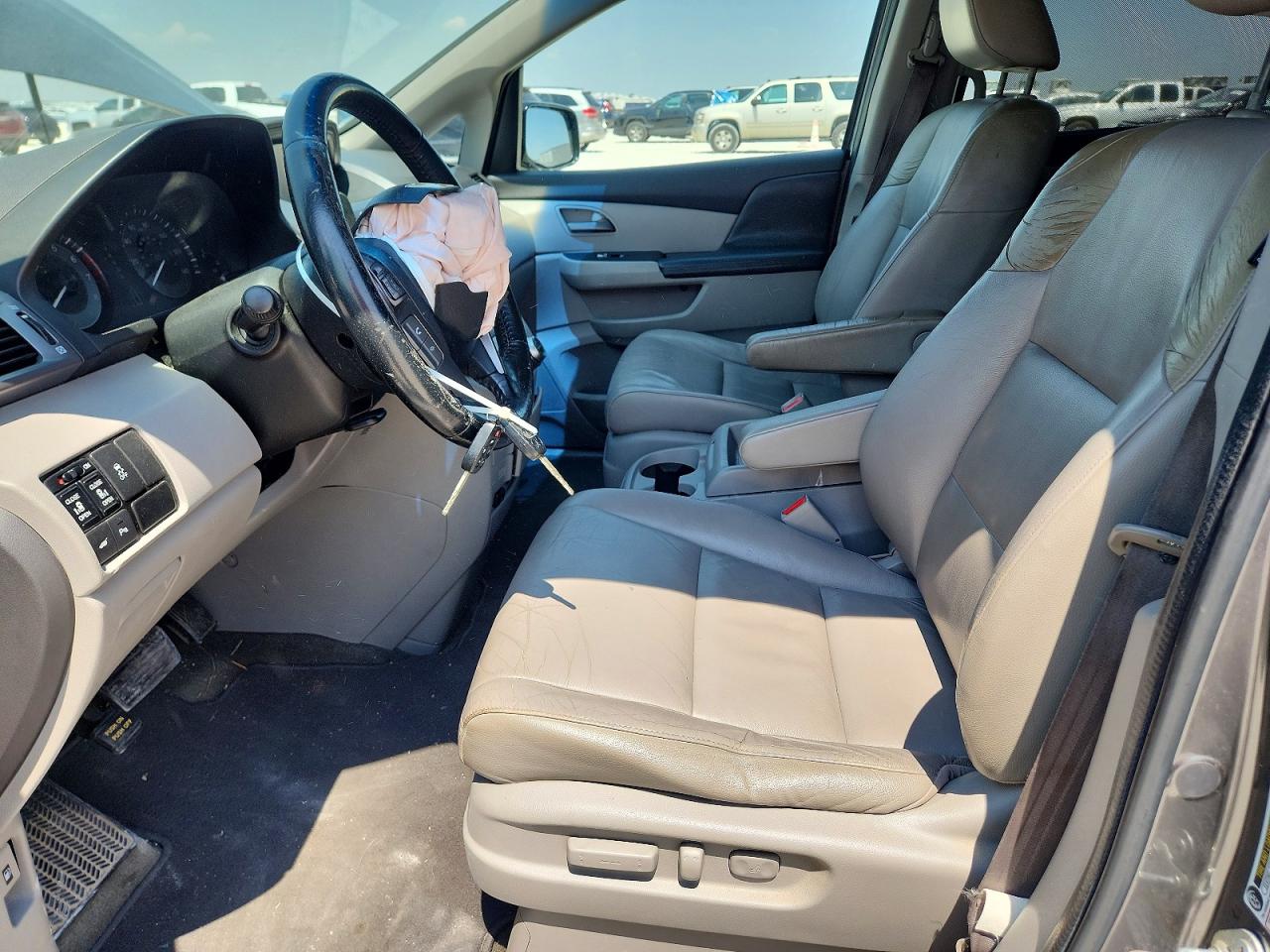 2013 Honda Odyssey Touring Gray vin: 5FNRL5H92DB016545