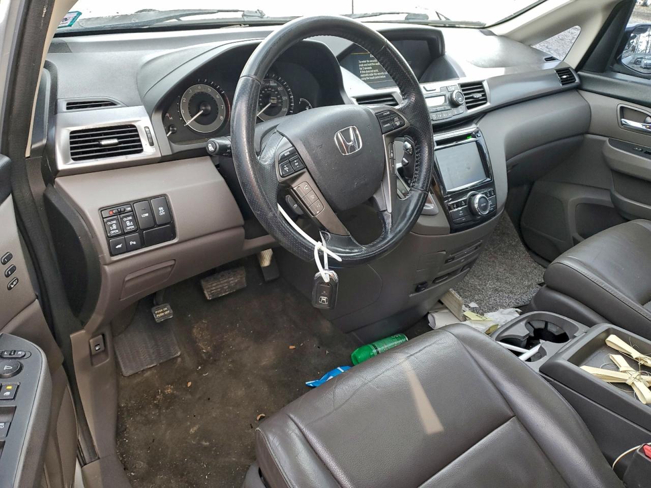 2014 Honda Odyssey Touring Silver vin: 5FNRL5H92EB066170