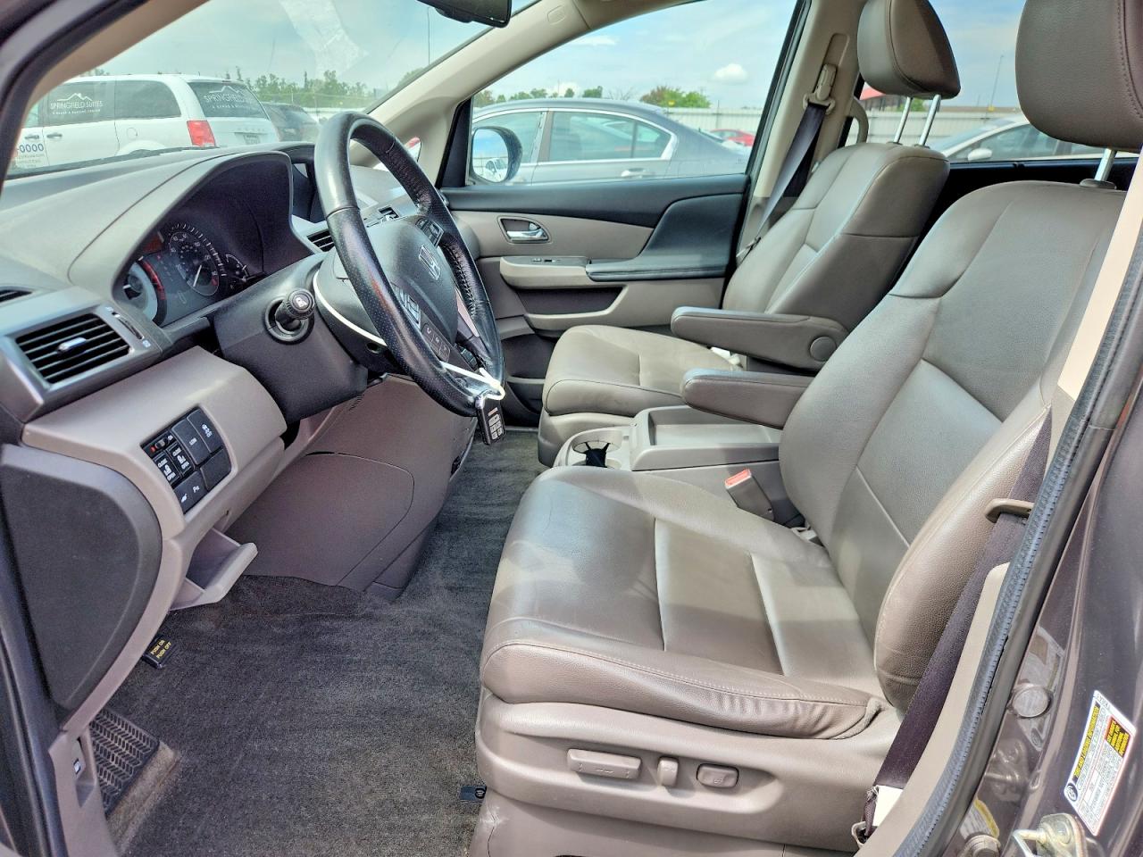 2014 Honda Odyssey Touring Gray vin: 5FNRL5H92EB070106