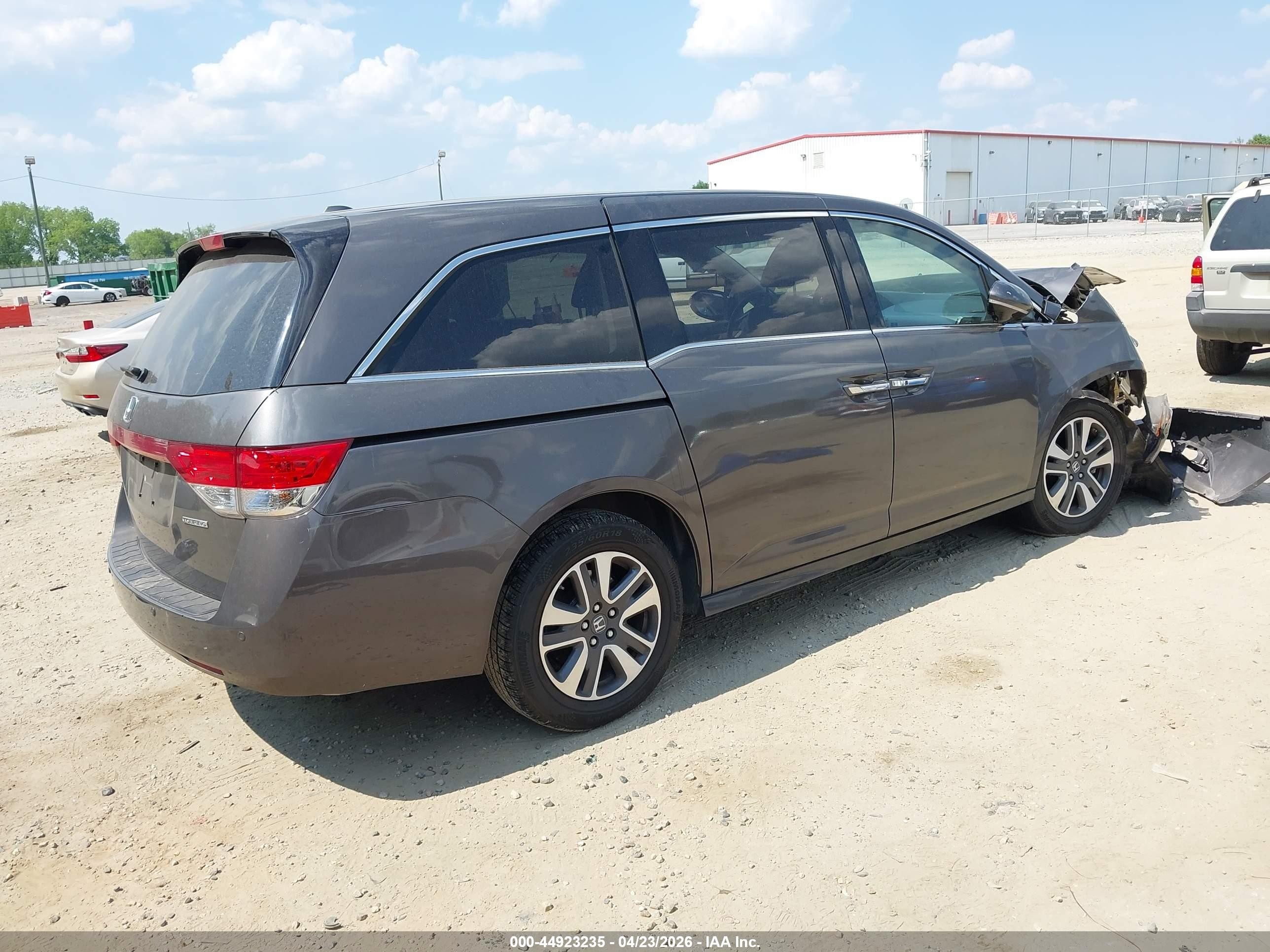 2014 Honda Odyssey Touring/touring Elite Gray vin: 5FNRL5H92EB097516