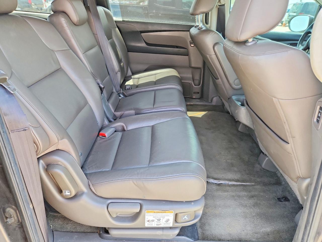 2014 Honda Odyssey Touring Gray vin: 5FNRL5H92EB109261