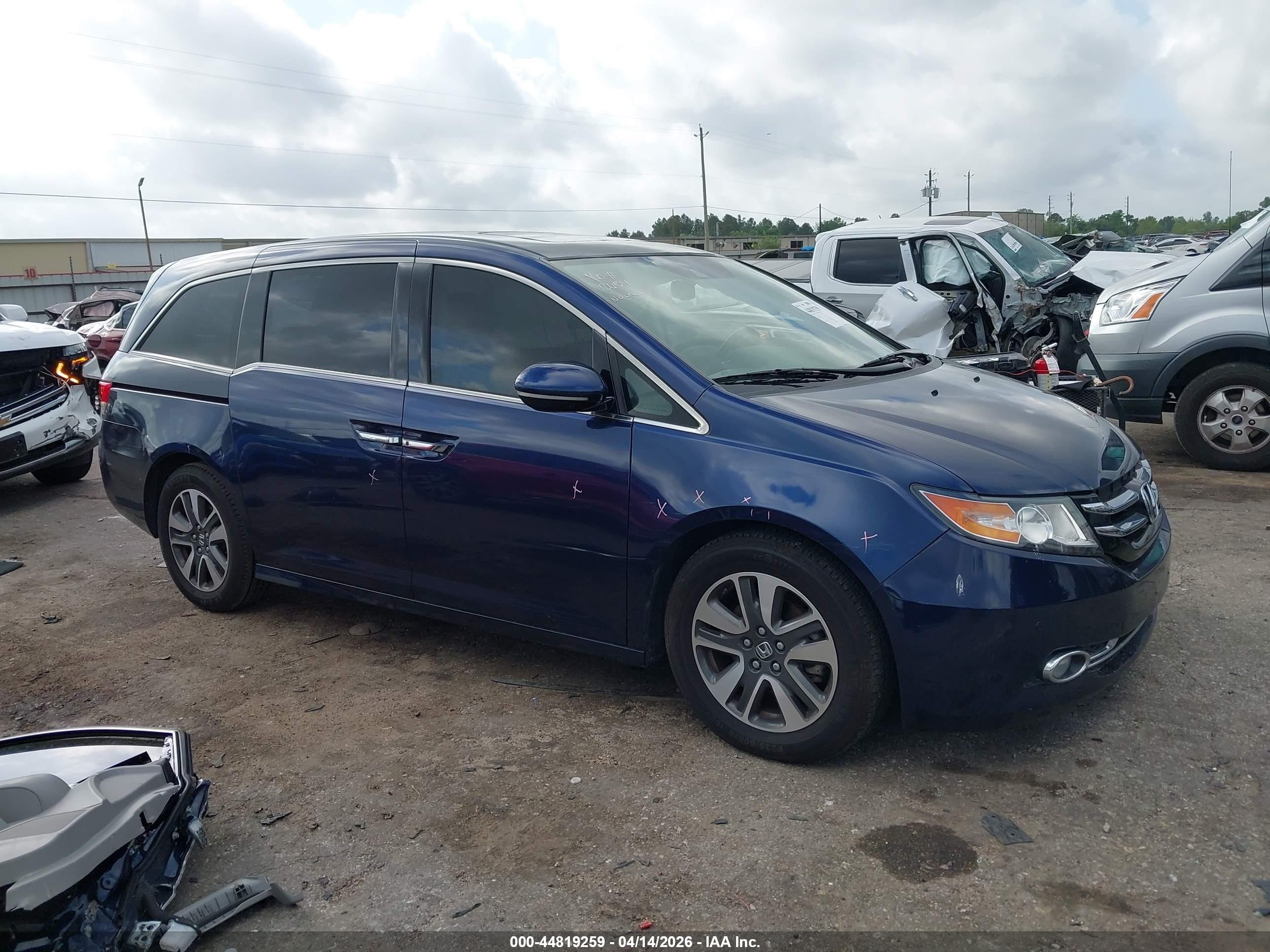2015 Honda Odyssey Touring/touring Elite Blue vin: 5FNRL5H92FB028150