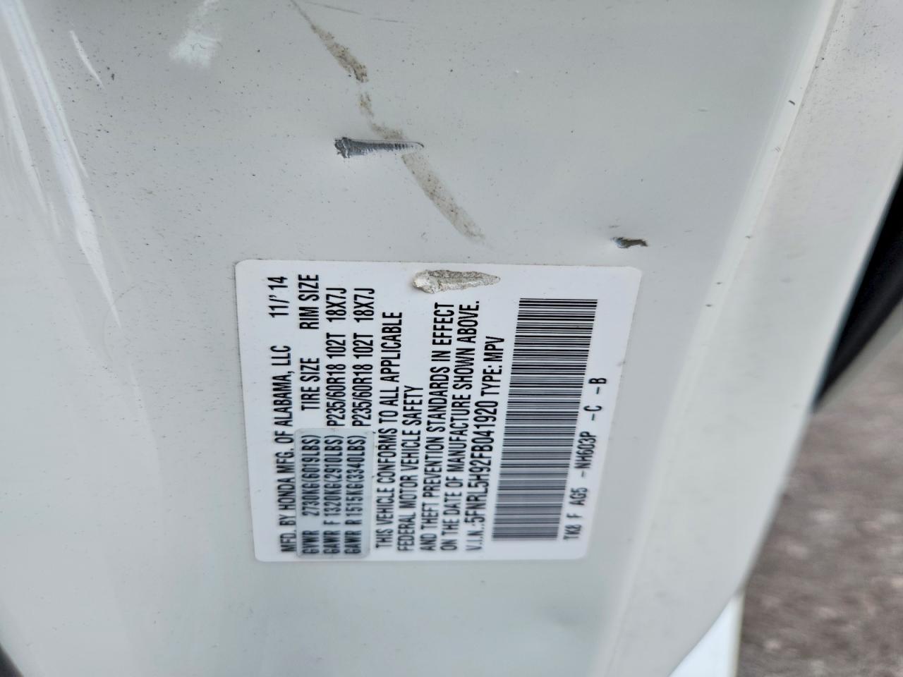 2015 Honda Odyssey Touring White vin: 5FNRL5H92FB041920