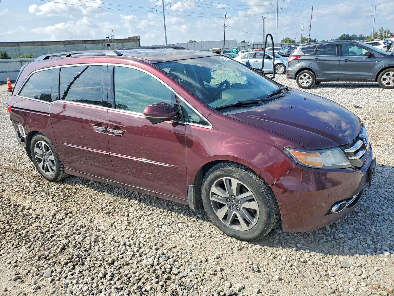 2015 Honda Odyssey Touring Темно-бордовый vin: 5FNRL5H92FB110038