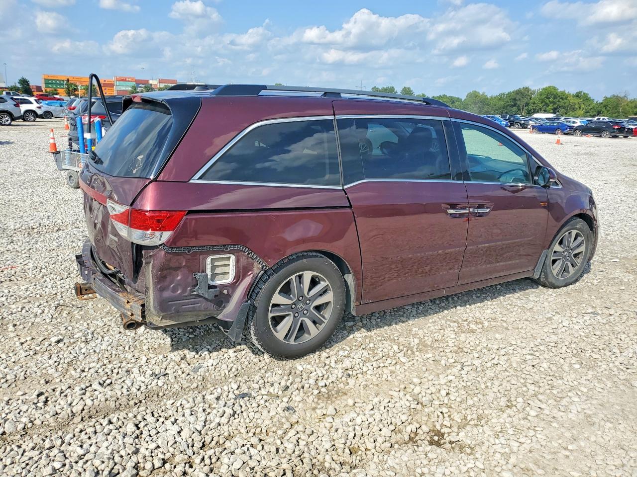 2015 Honda Odyssey Touring Темно-бордовый vin: 5FNRL5H92FB110038