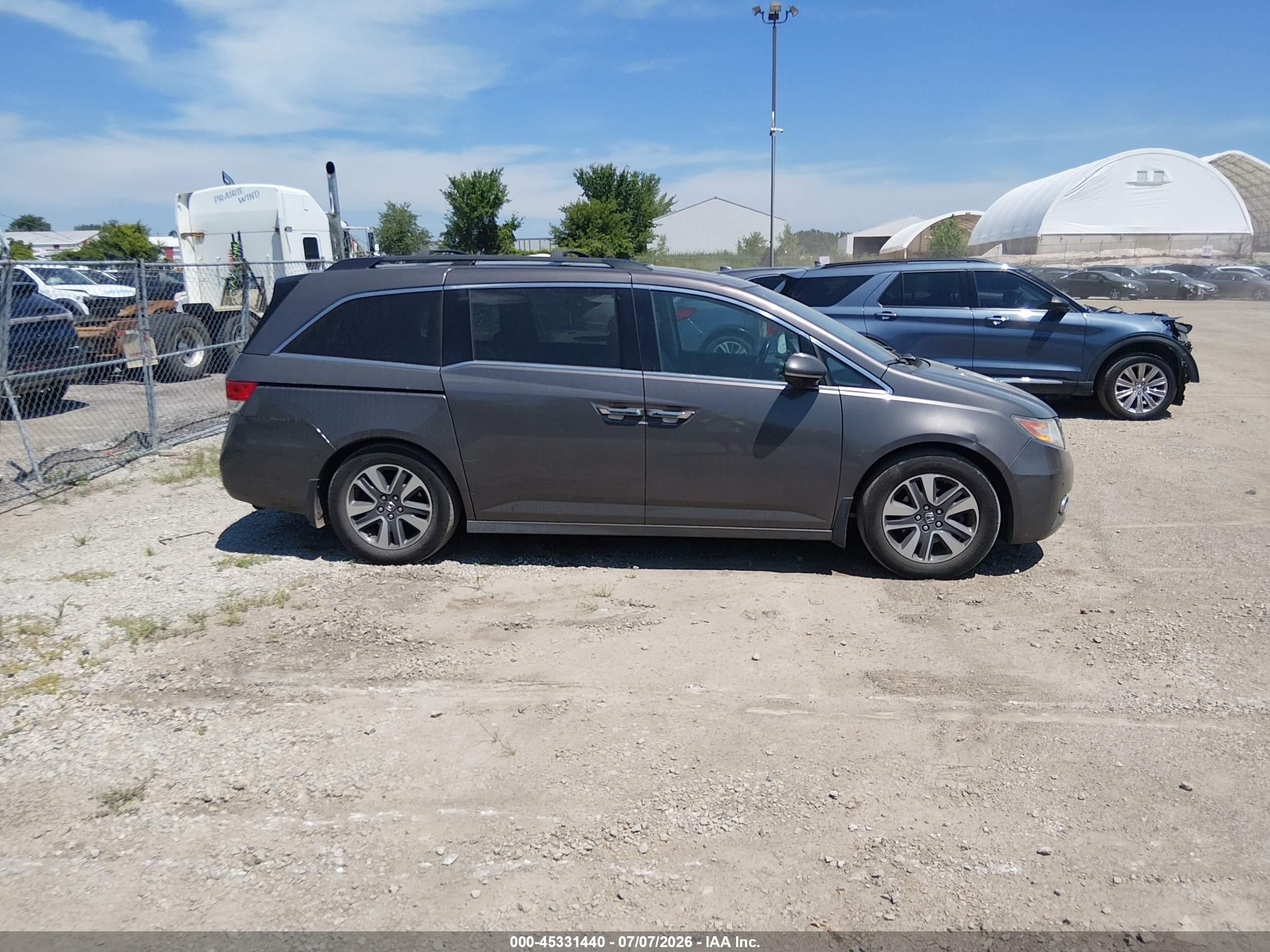 2015 Honda Odyssey Touring/touring Elite Gray vin: 5FNRL5H92FB112260