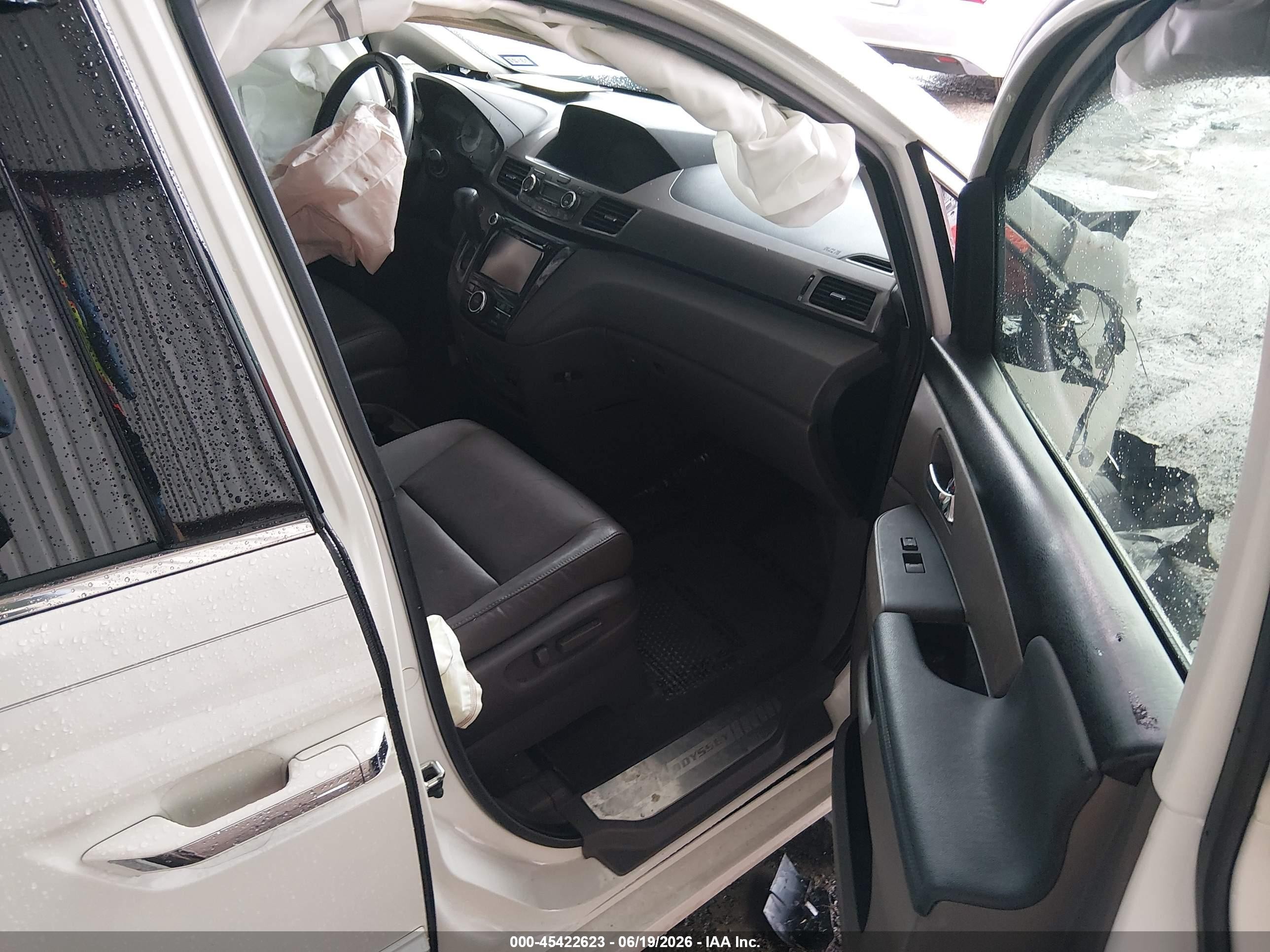 2015 Honda Odyssey Touring/touring Elite White vin: 5FNRL5H92FB118463