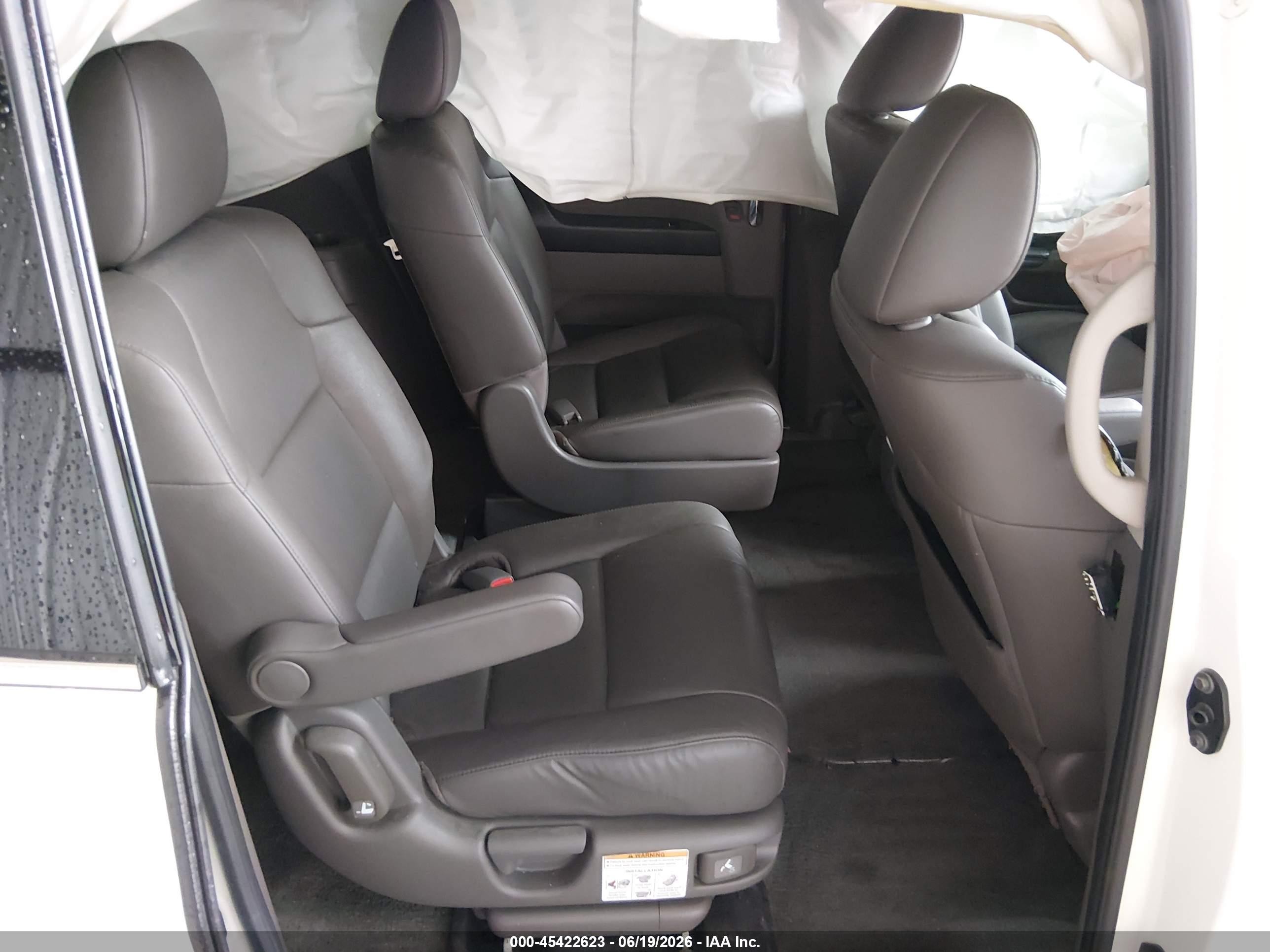 2015 Honda Odyssey Touring/touring Elite White vin: 5FNRL5H92FB118463