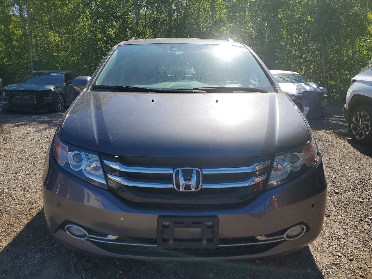 2015 Honda Odyssey Touring Gray vin: 5FNRL5H92FB510987