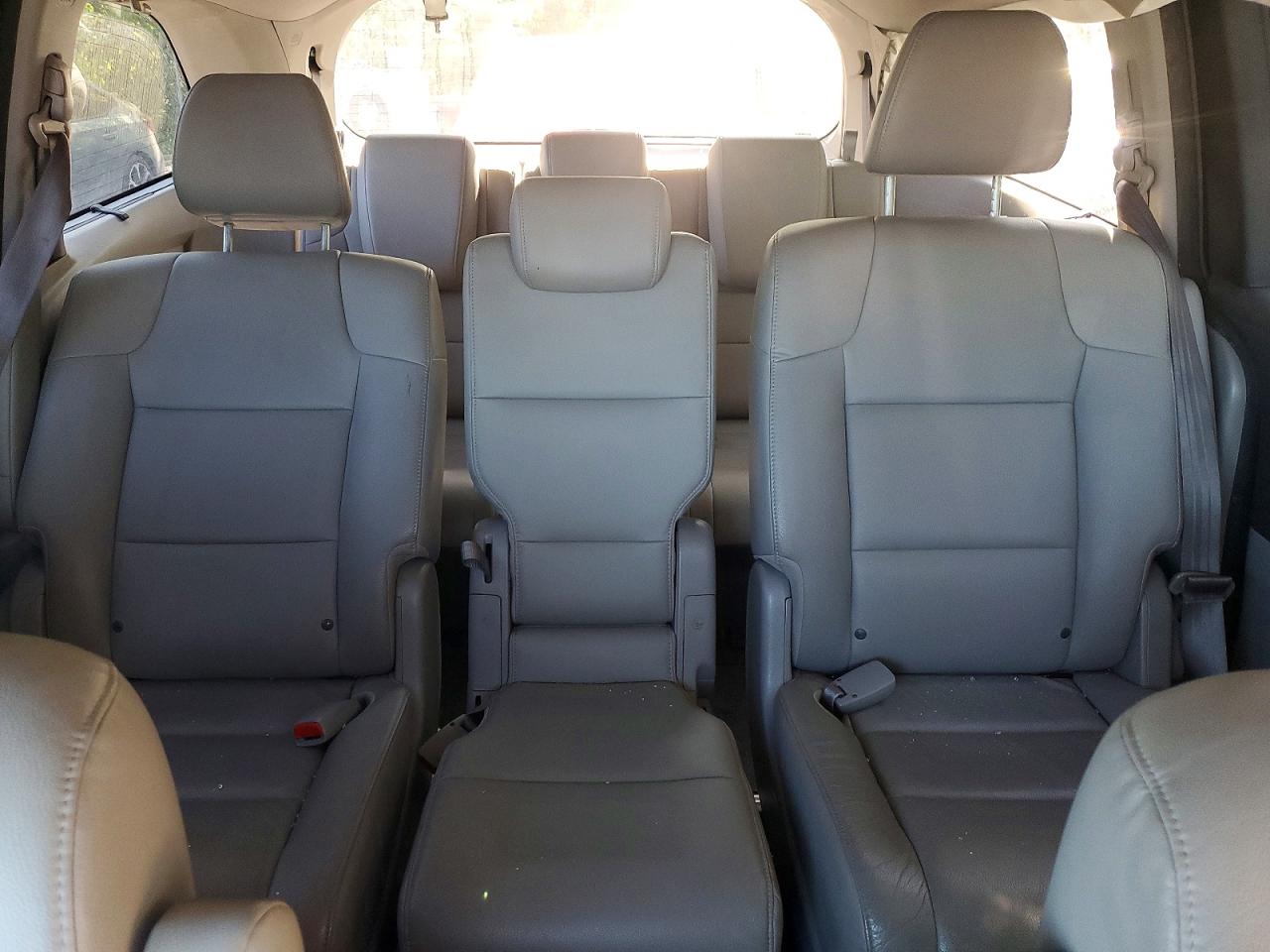 2015 Honda Odyssey Touring Gray vin: 5FNRL5H92FB510987