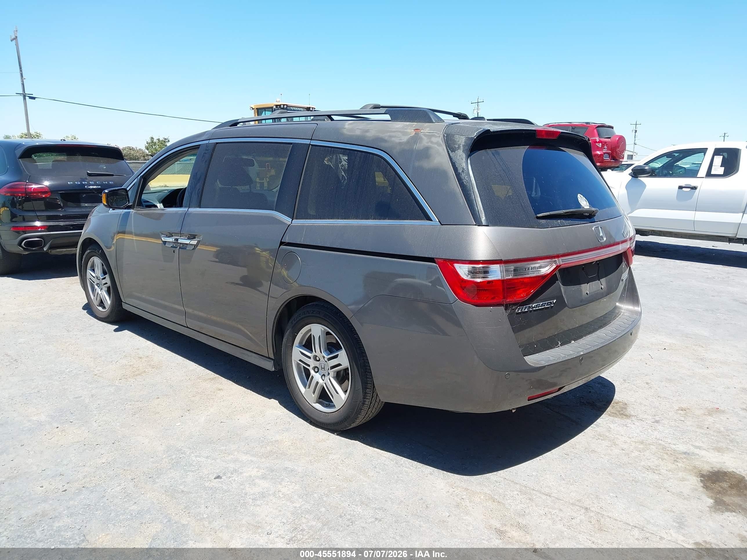 2011 Honda Odyssey Touring/touring Elite Gray vin: 5FNRL5H93BB056629