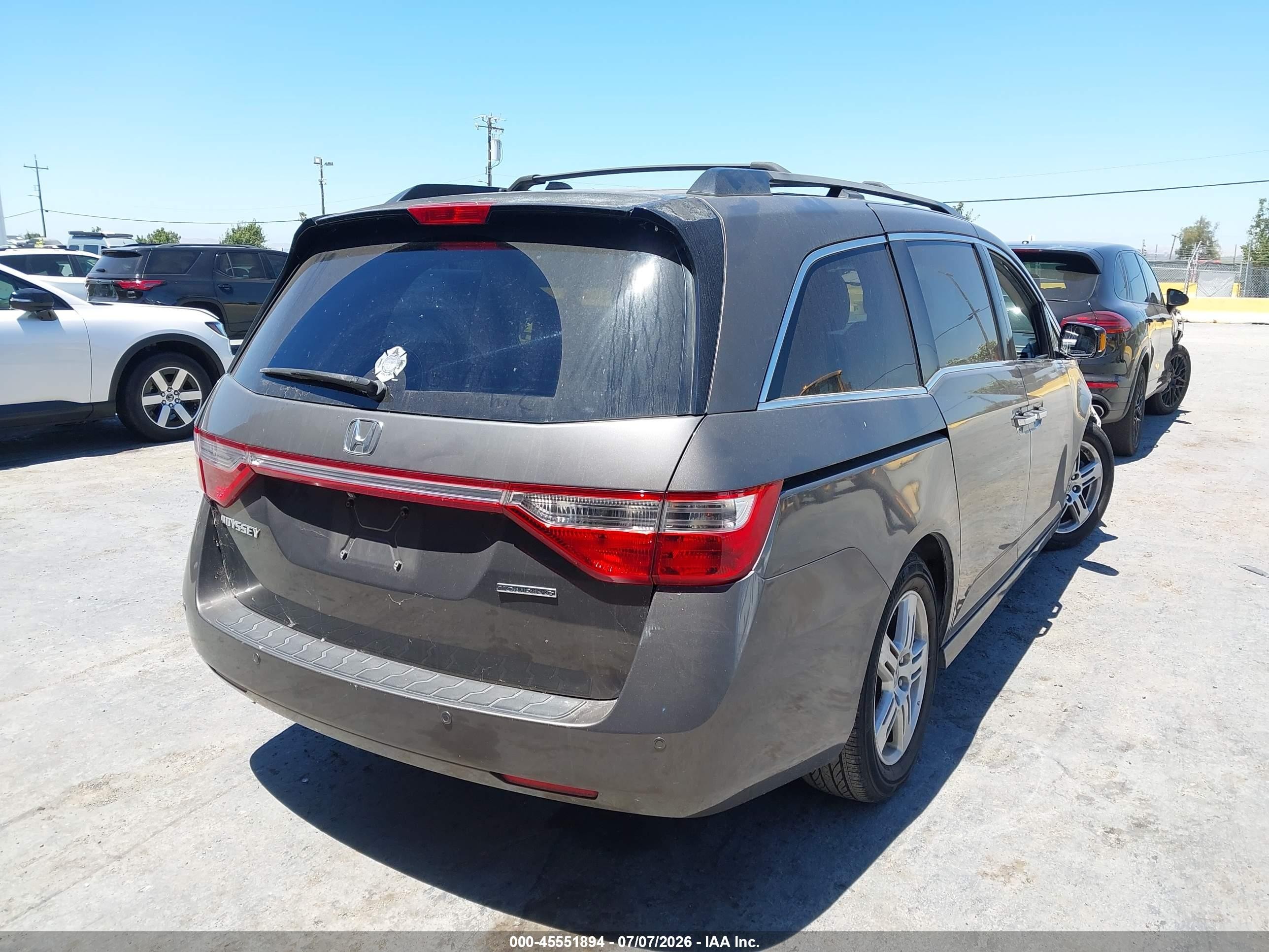 2011 Honda Odyssey Touring/touring Elite Gray vin: 5FNRL5H93BB056629