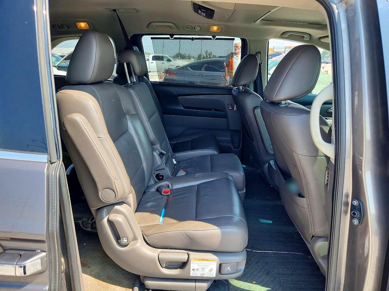 2011 Honda Odyssey Touring Gray vin: 5FNRL5H93BB064570