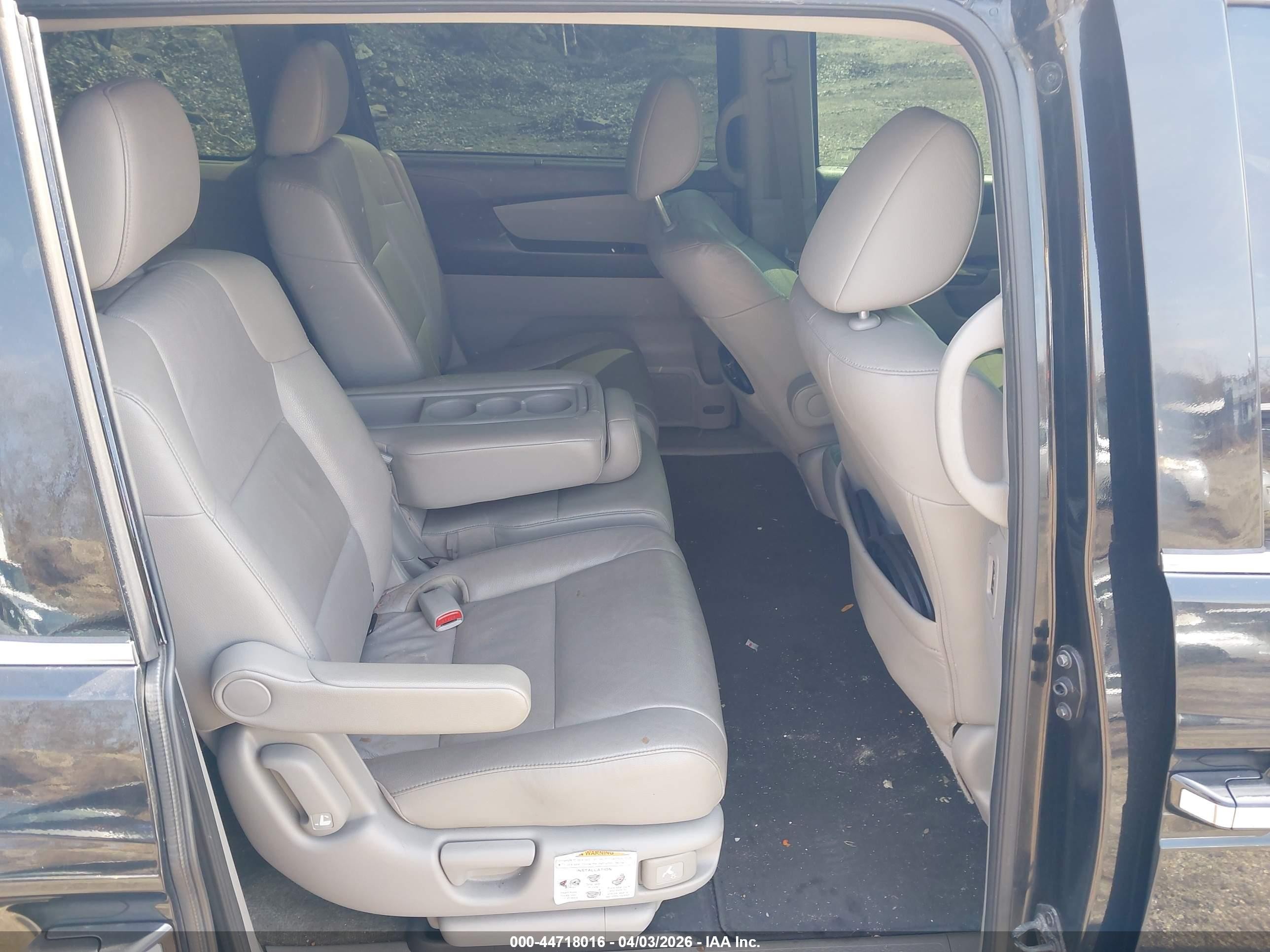 2012 Honda Odyssey Touring/touring Elite Black vin: 5FNRL5H93CB008663