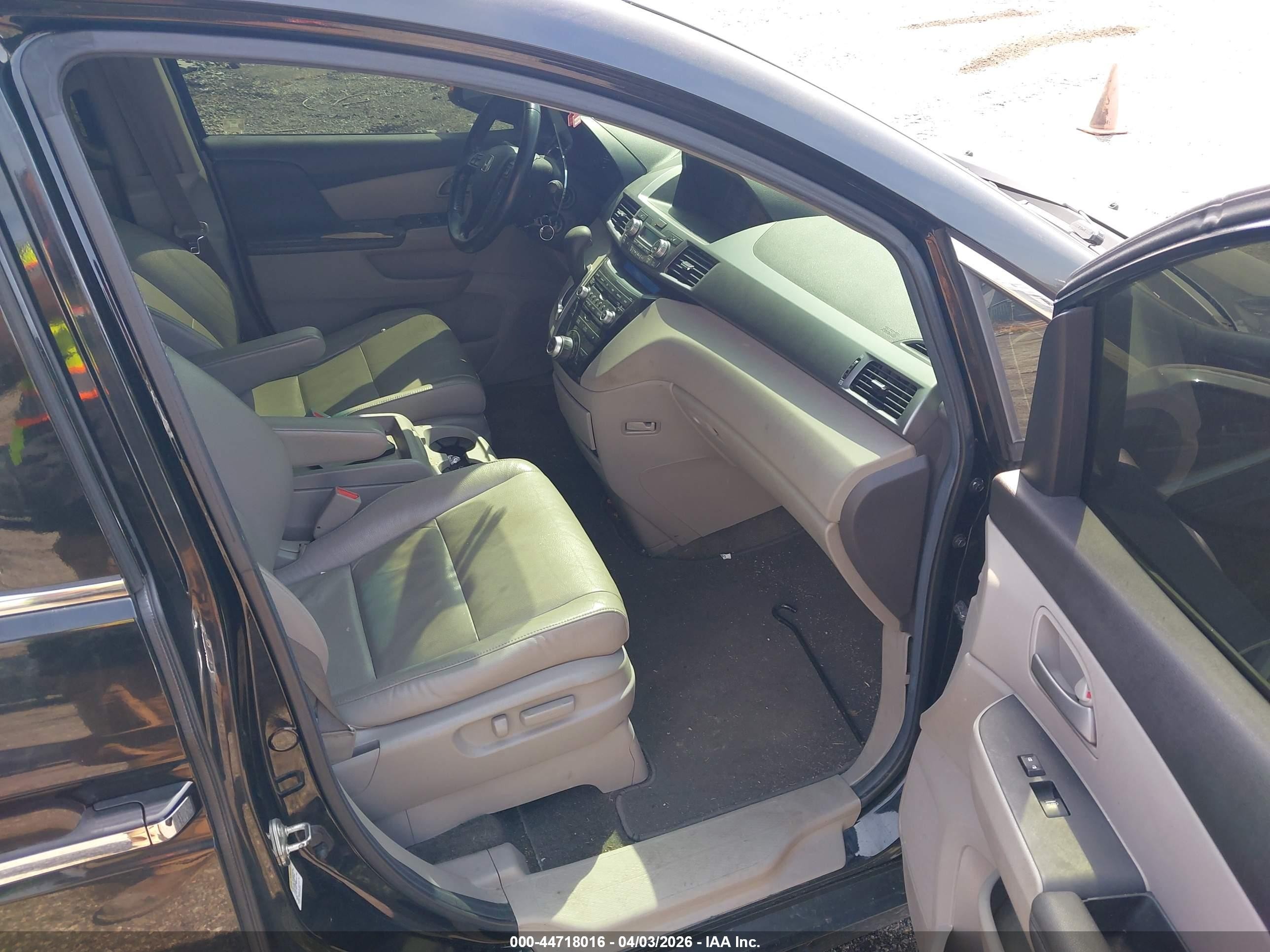 2012 Honda Odyssey Touring/touring Elite Black vin: 5FNRL5H93CB008663