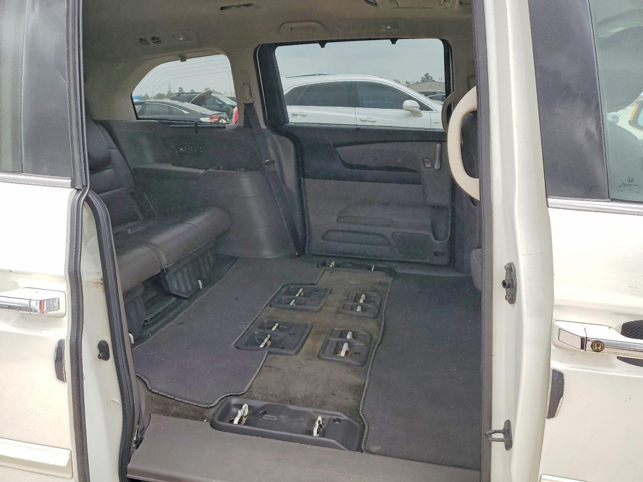 2012 Honda Odyssey Touring Белый vin: 5FNRL5H93CB017153