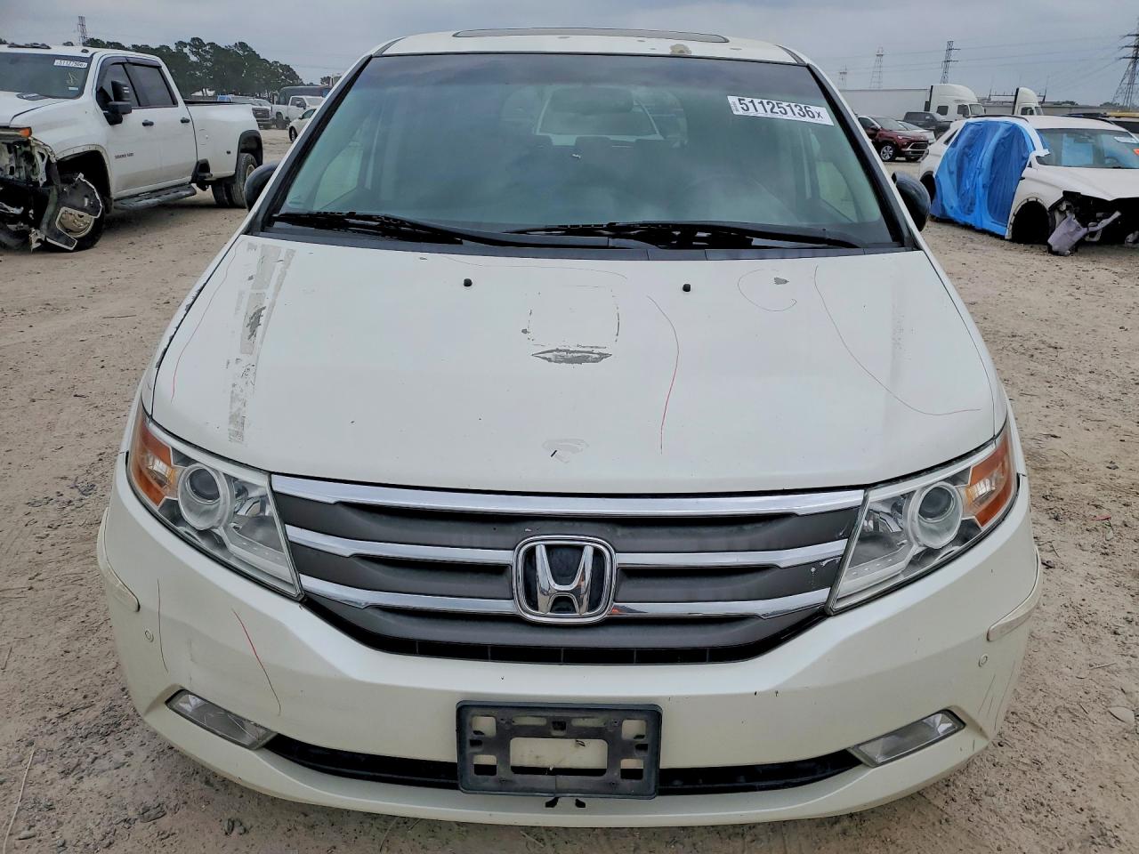2012 Honda Odyssey Touring Белый vin: 5FNRL5H93CB017153