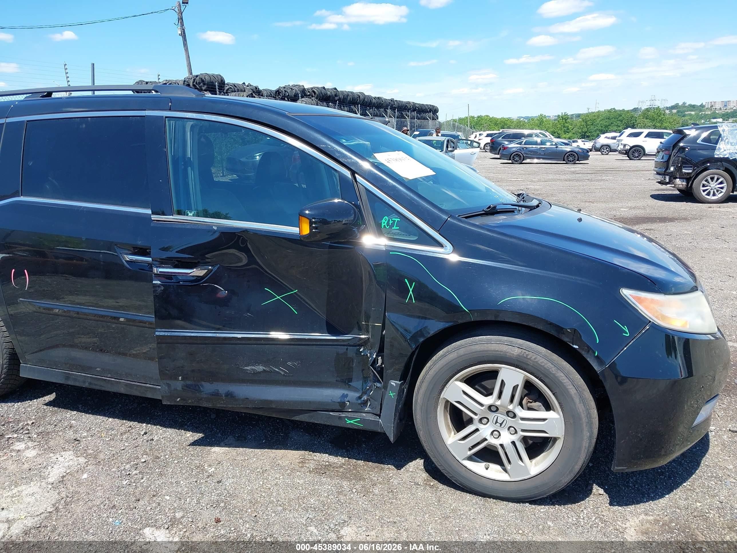 2012 Honda Odyssey Touring/touring Elite Black vin: 5FNRL5H93CB053070