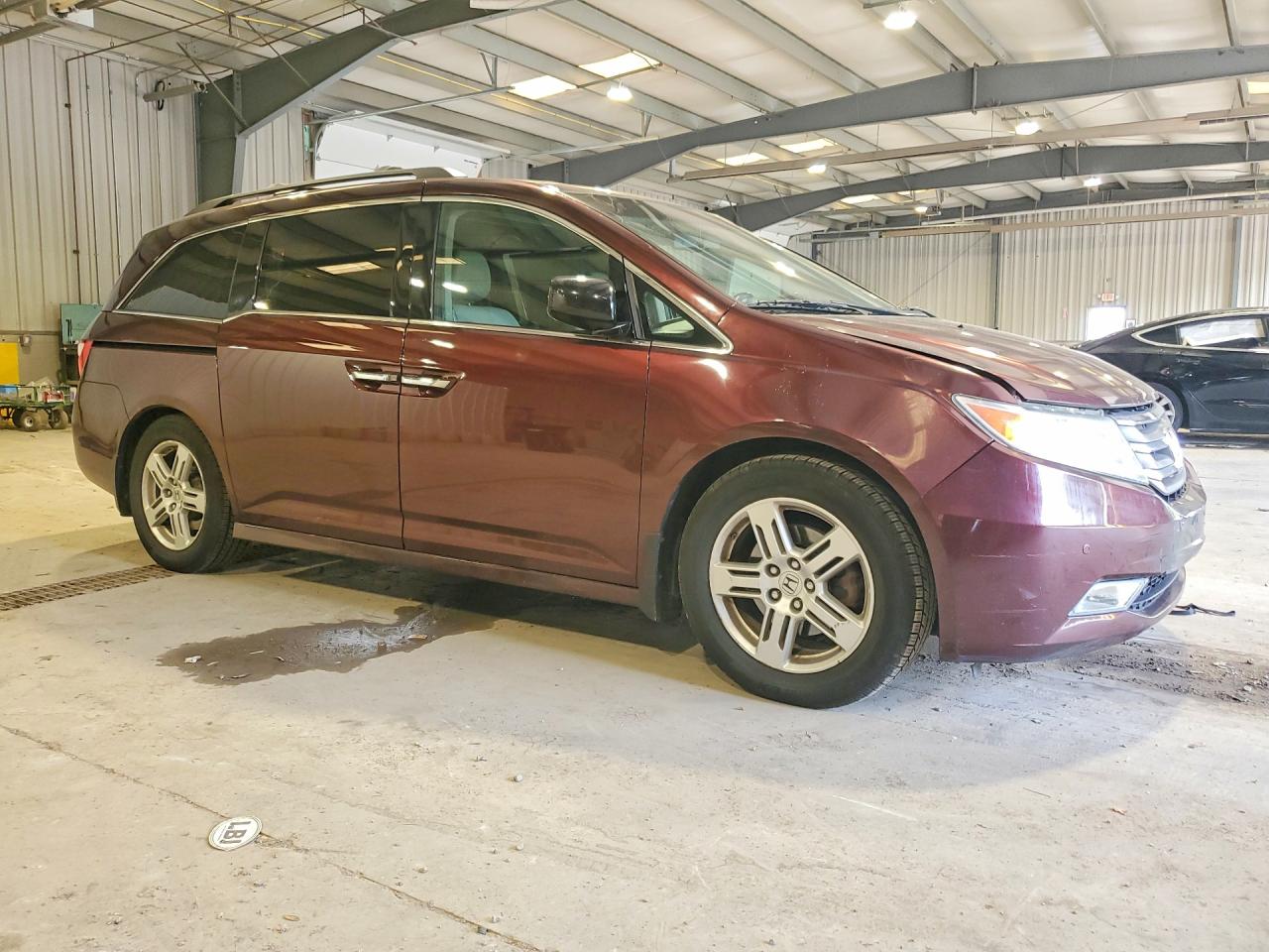 2012 Honda Odyssey Touring Maroon vin: 5FNRL5H93CB085453