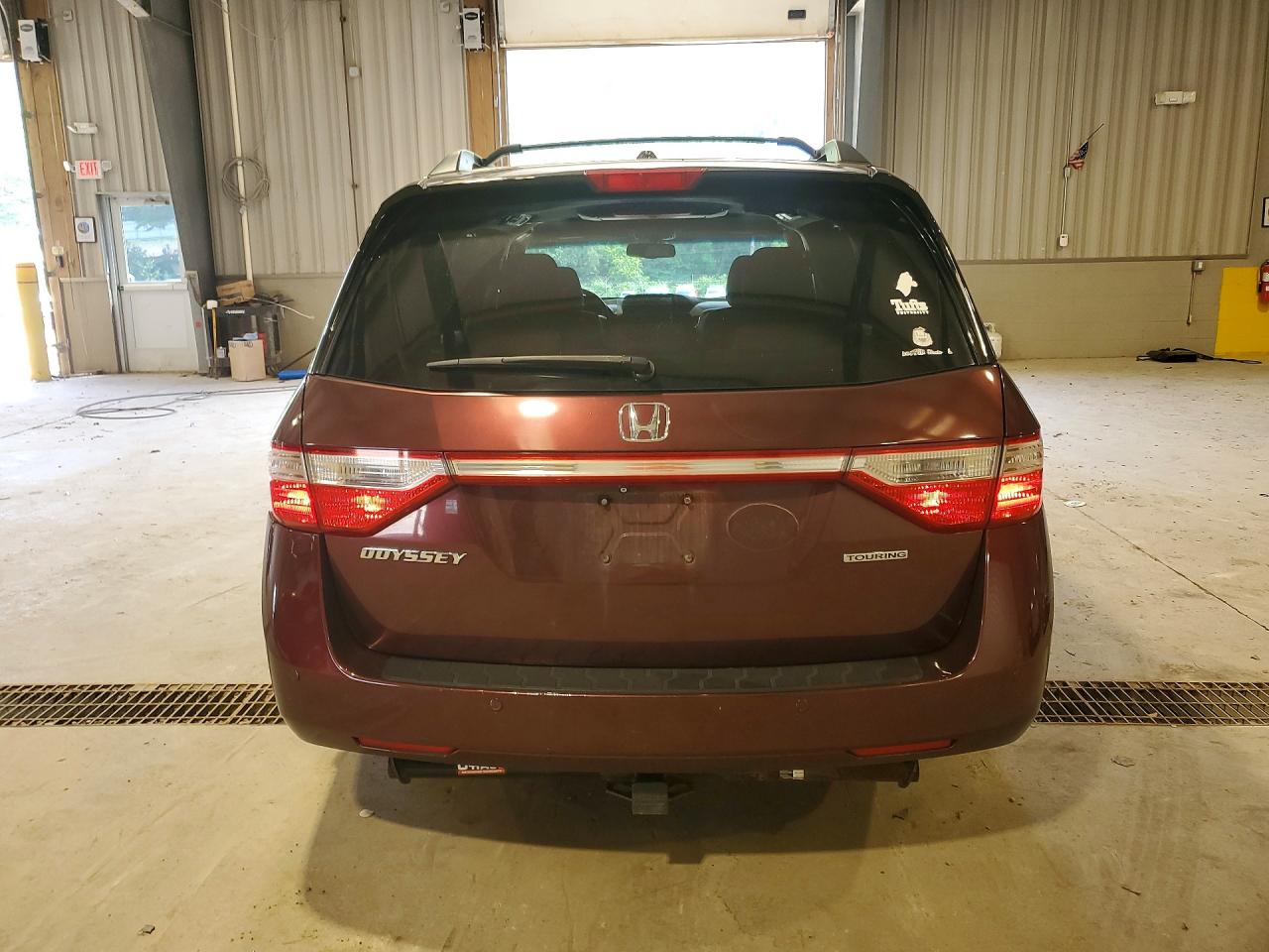 2012 Honda Odyssey Touring Maroon vin: 5FNRL5H93CB085453