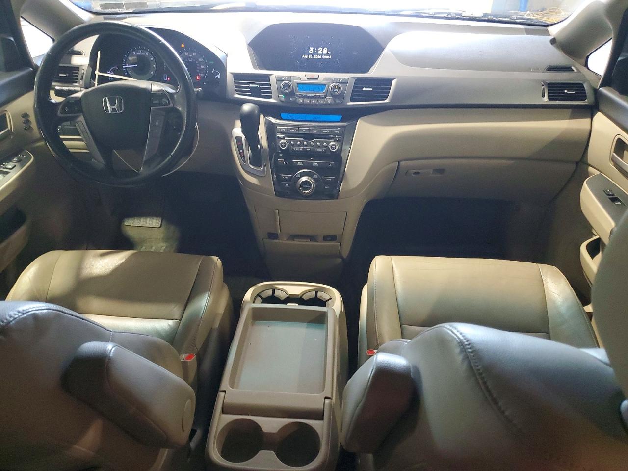 2012 Honda Odyssey Touring Maroon vin: 5FNRL5H93CB085453